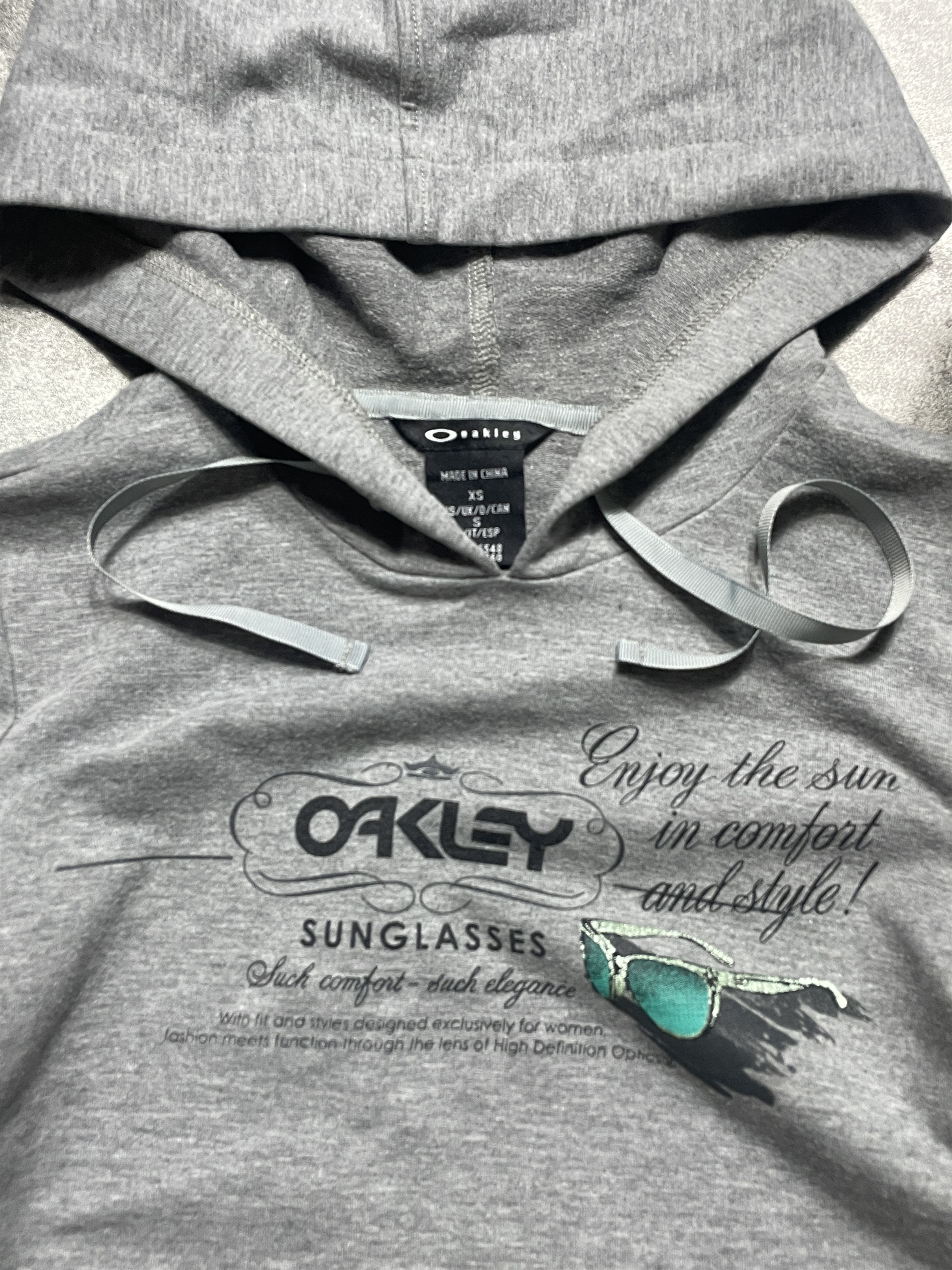 Oakley Oakley Thin Hoodie Spellout Center Logo Size US XS / EU 42 / 0 - 3 Thumbnail