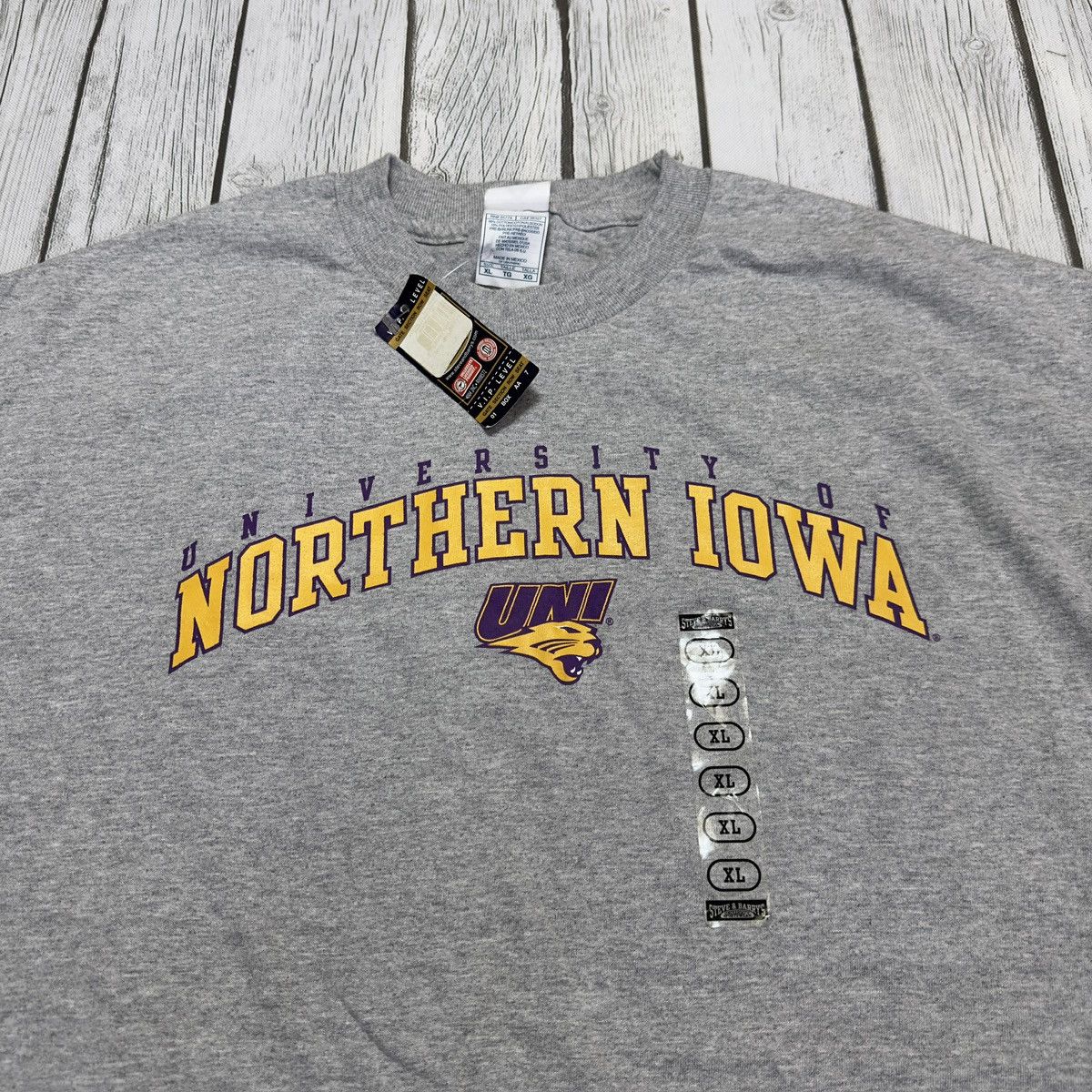 Alstyle × NCAA × Vintage Vintage Northern Iowa Panthers tee Size US XL / EU 56 / 4 - 3 Thumbnail