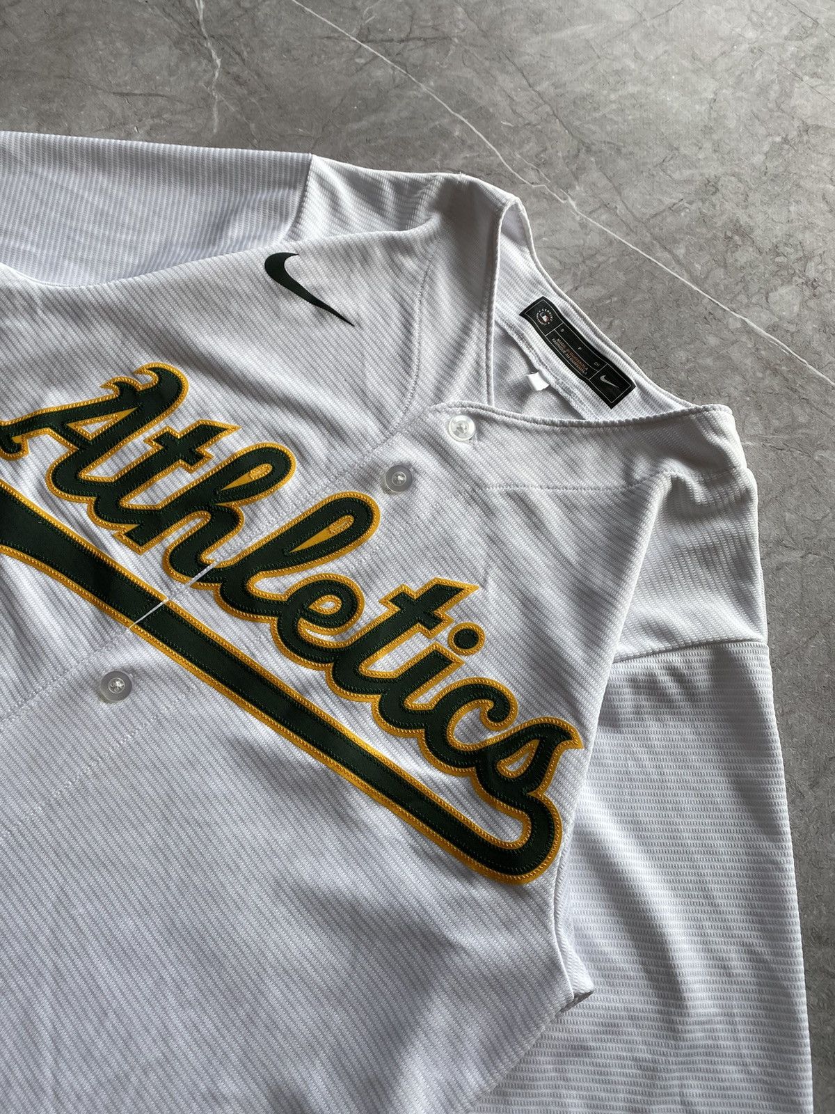 Nike Nike Team MLB Oakland Athletics Home White Jersey 2022 Size US S / EU 44-46 / 1 - 4 Thumbnail