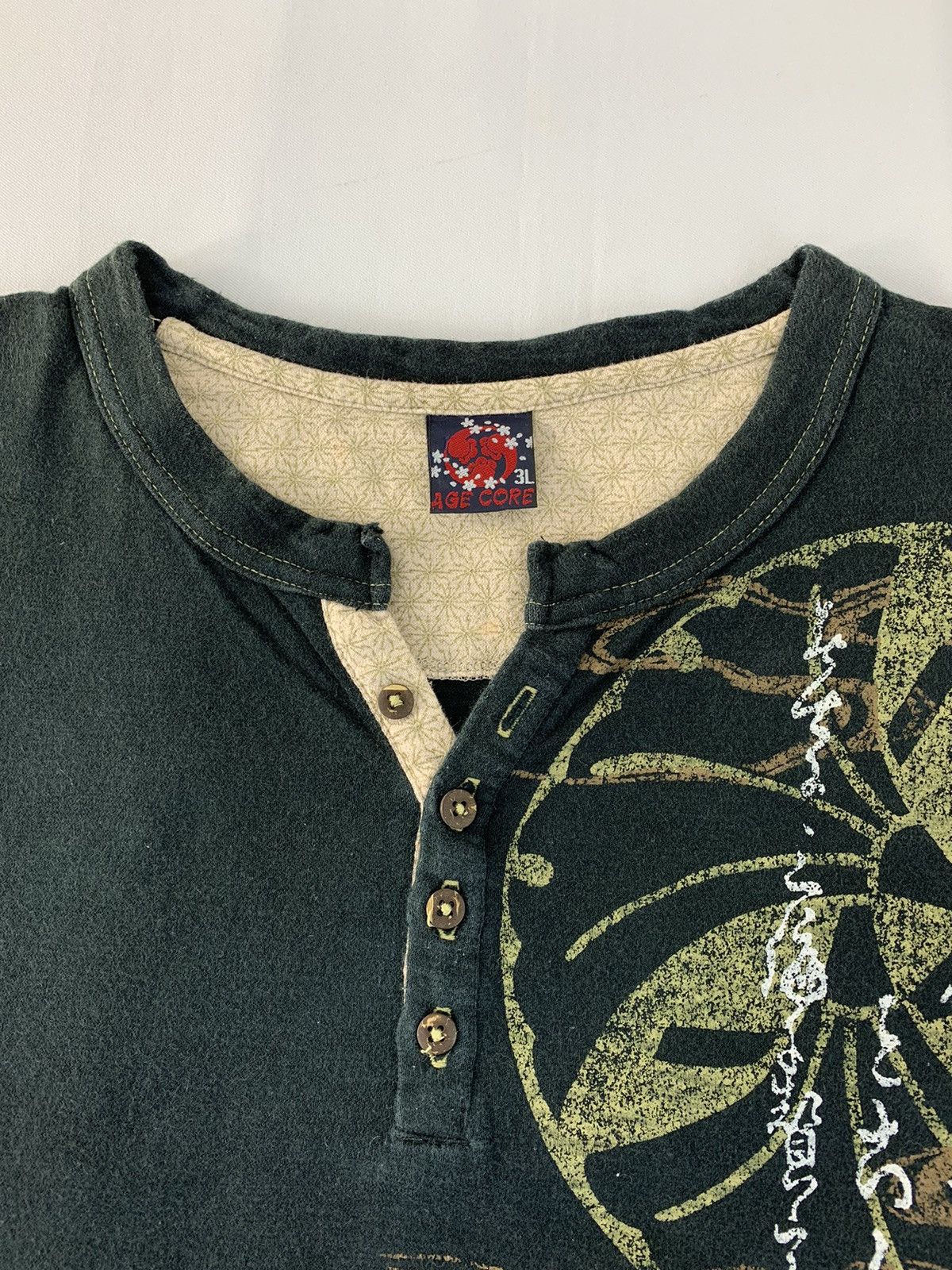 Japanese Brand Hype 90s Henley Age Core Kanji Tiger Big Printed Tee Size US L / EU 52-54 / 3 - 4 Thumbnail