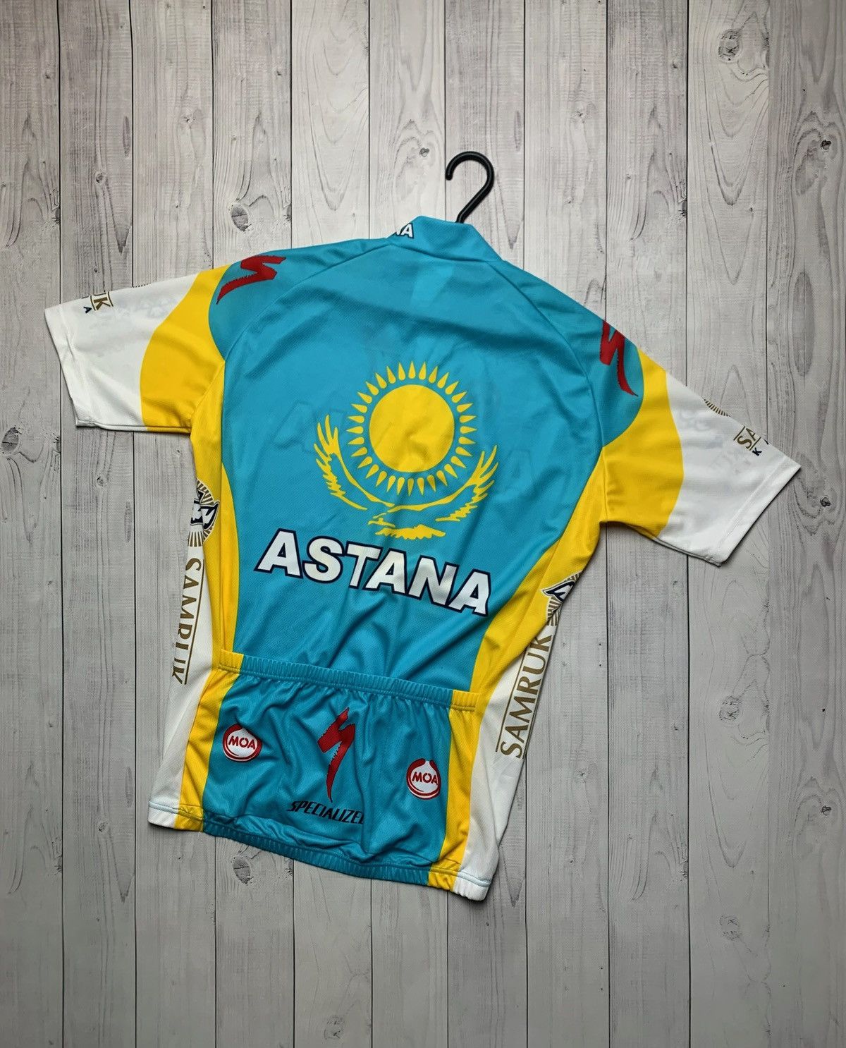 Vintage Vintage Astana cycling jersey size M big logo rare Size US M / EU 48-50 / 2 - 2 Thumbnail