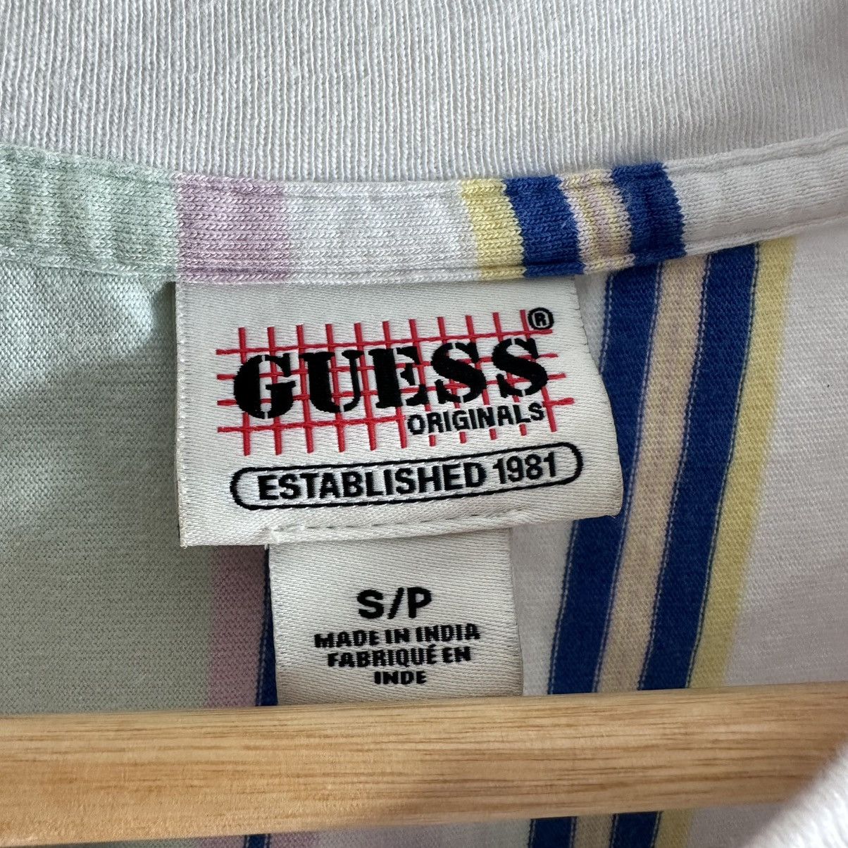 Guess Guess Vintage T-Shirt Rare Size US S / EU 44-46 / 1 - 4 Thumbnail