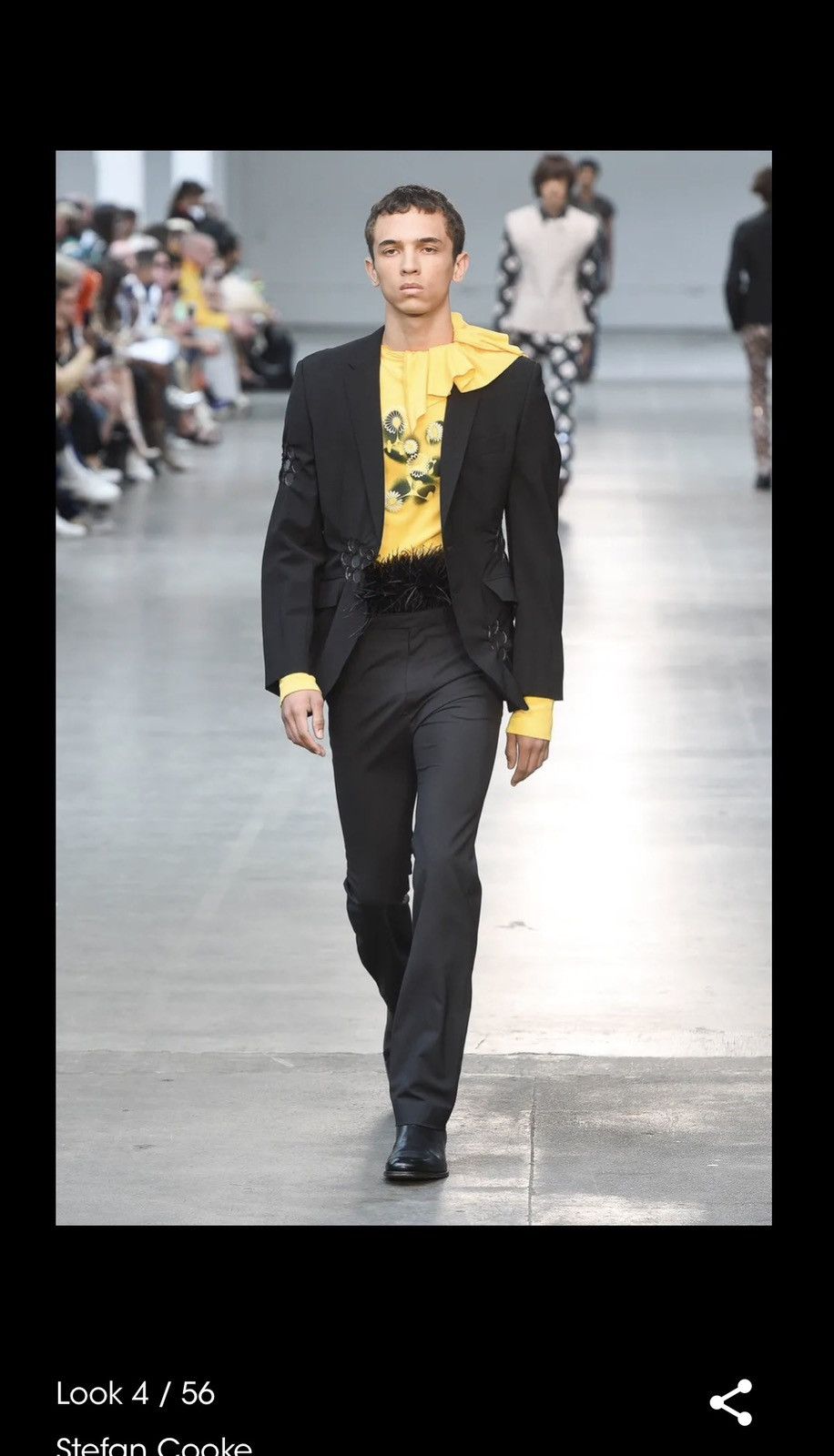 Stefan Cooke Stefan Cooke SS19 Runway Shawl Collar Daisy Shirt Size US L / EU 52-54 / 3 - 23 Thumbnail