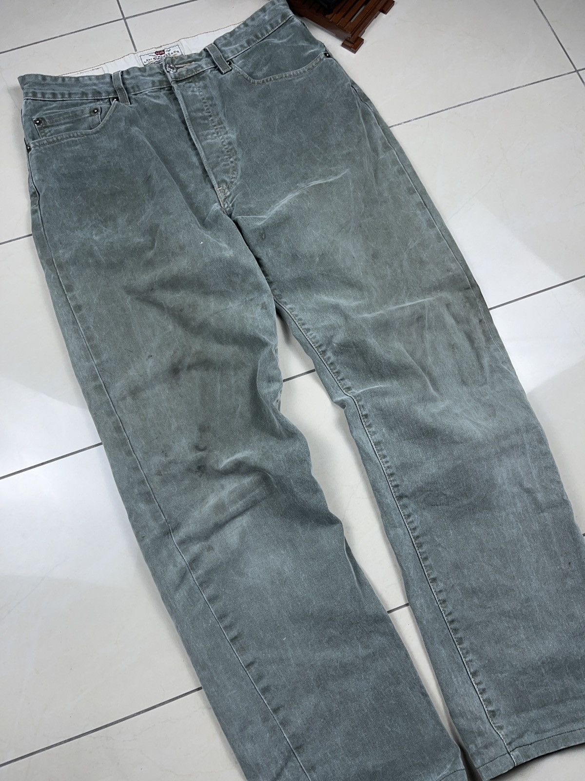 Levi's Vintage Clothing × Vintage ➕ 90s Vintage distressed Levi’s black tab washed olive green Size US 32 / EU 48 - 3 Thumbnail