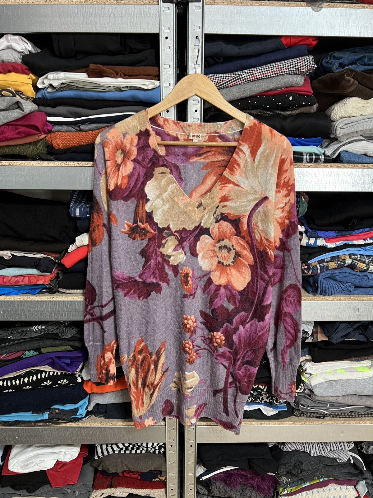Kenzo Vintage Kenzo Knit V Neck Floral Sweater Long Sleeve Tunic Size S / US 4 / IT 40 - 1 Thumbnail