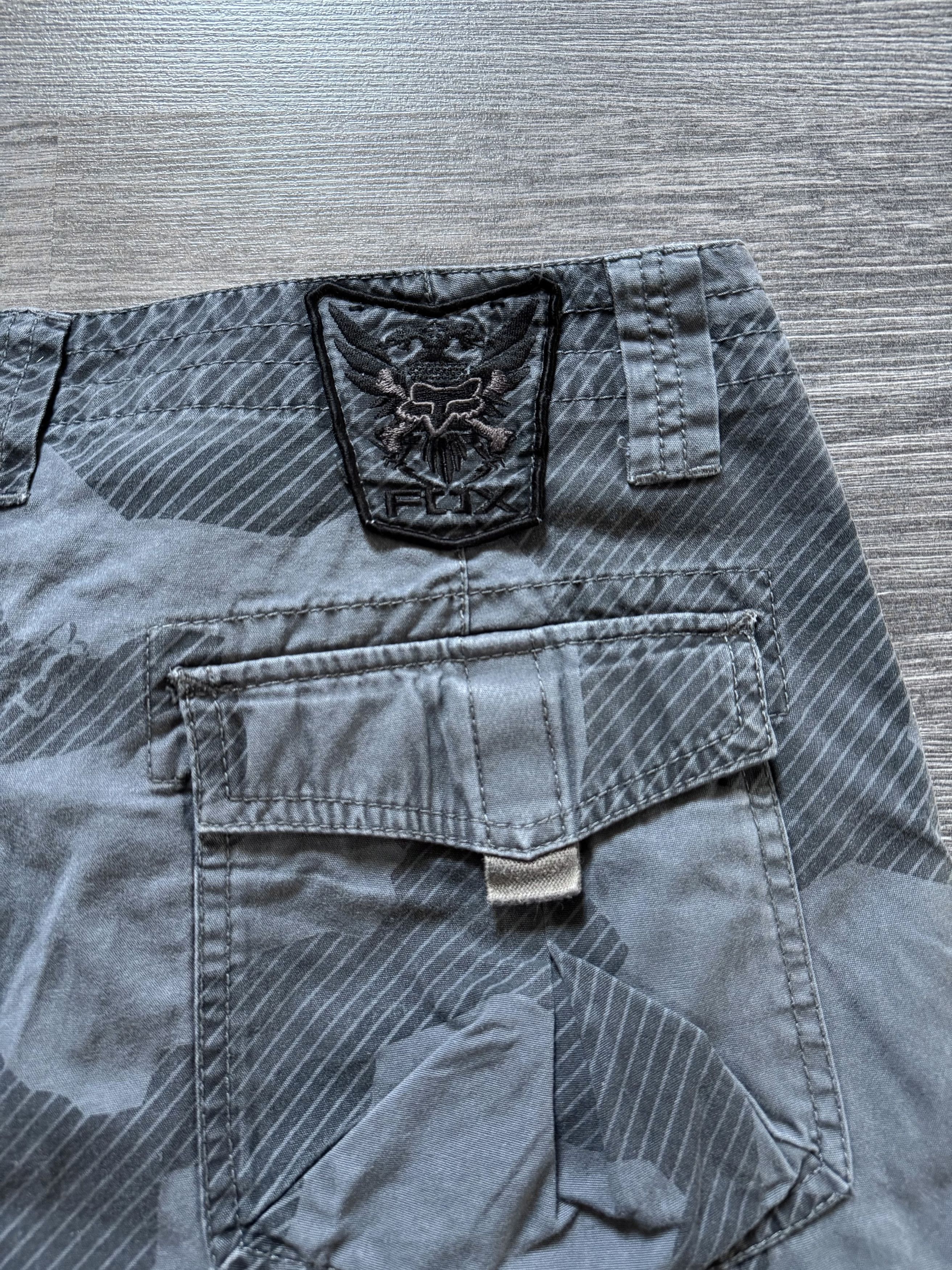 Fox Racing × Vintage Crazy Baggy Fox Racing Camo Cargo Shorts Y2K Motocross Size US 34 / EU 50 - 4 Thumbnail