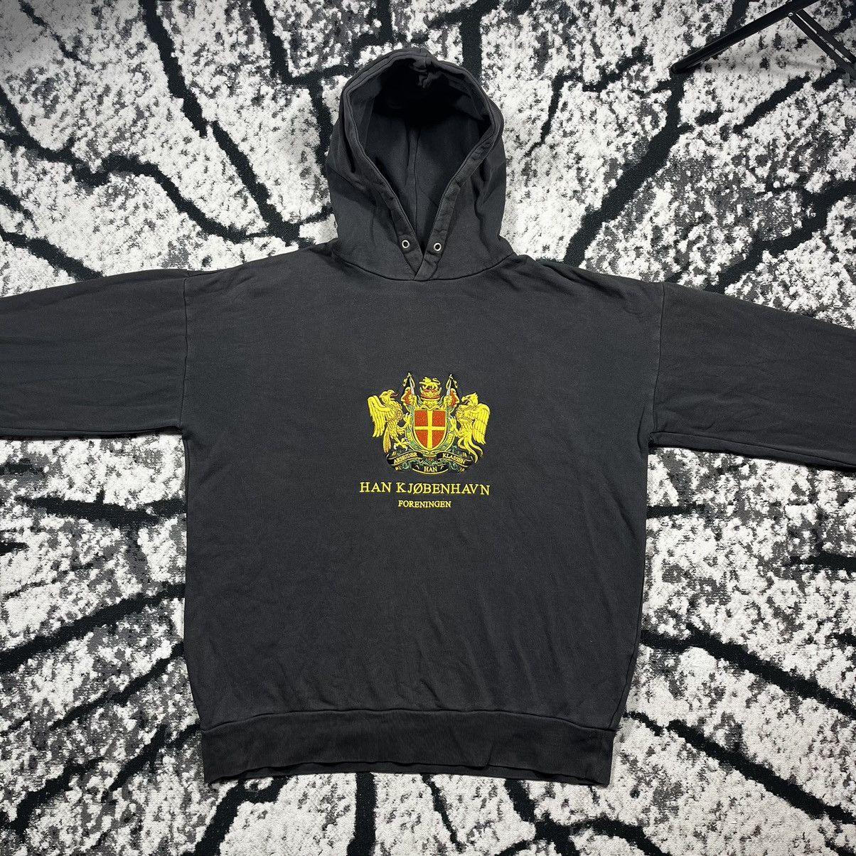 Han Kjobenhavn Han Kjobenhavn Foreningen Embroidered Hoodie Vintage Hype Size US XL / EU 56 / 4 - 2 Thumbnail