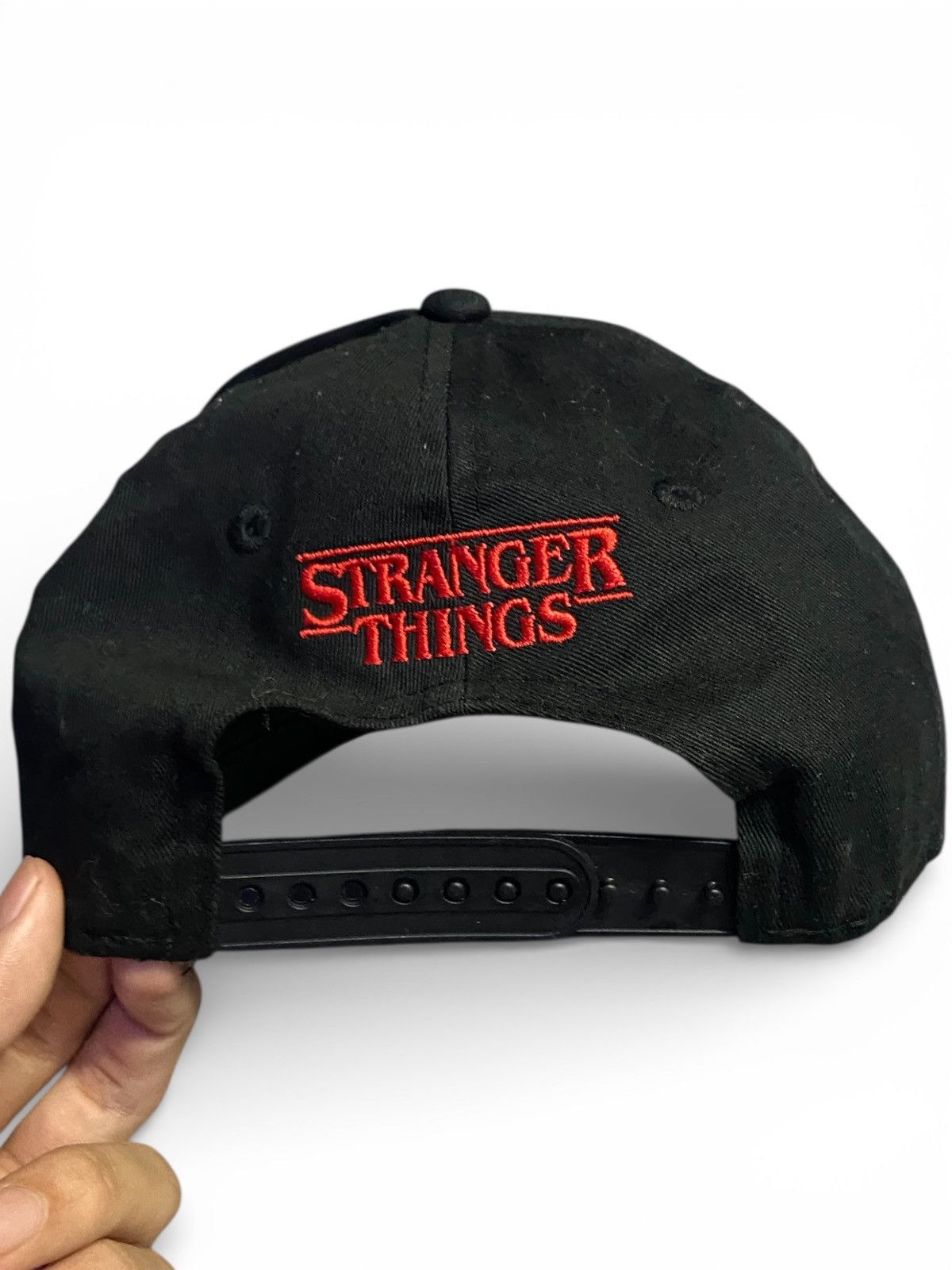 New Era × The Weeknd ⏳ LIMITED ⏳ New Era X Upside Down Stranger Things Mid-2025 Size ONE SIZE - 4 Thumbnail
