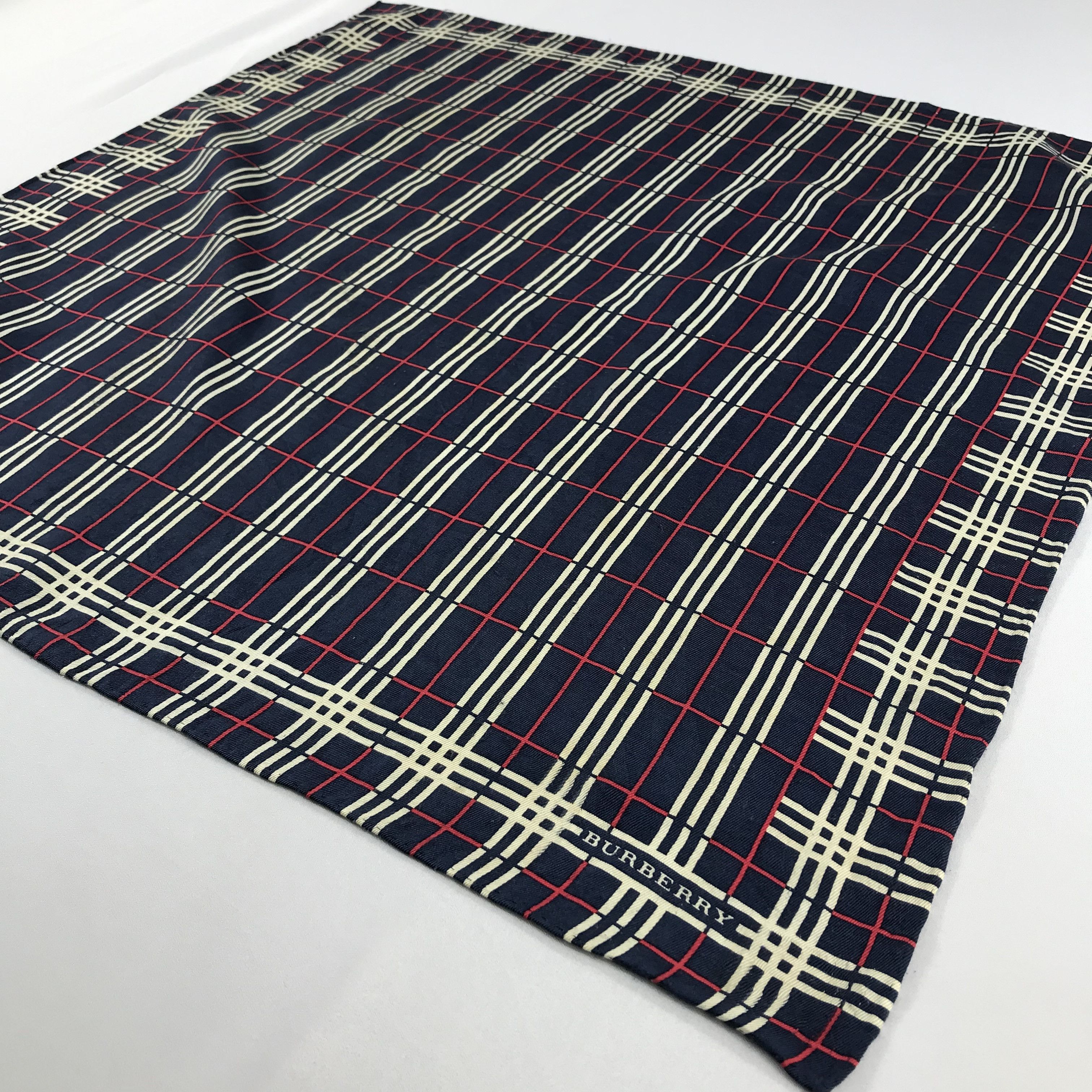 Burberry × Vintage Burberry Bandana / Handkerchief / Neckerchief - S2091 Size ONE SIZE - 2 Thumbnail