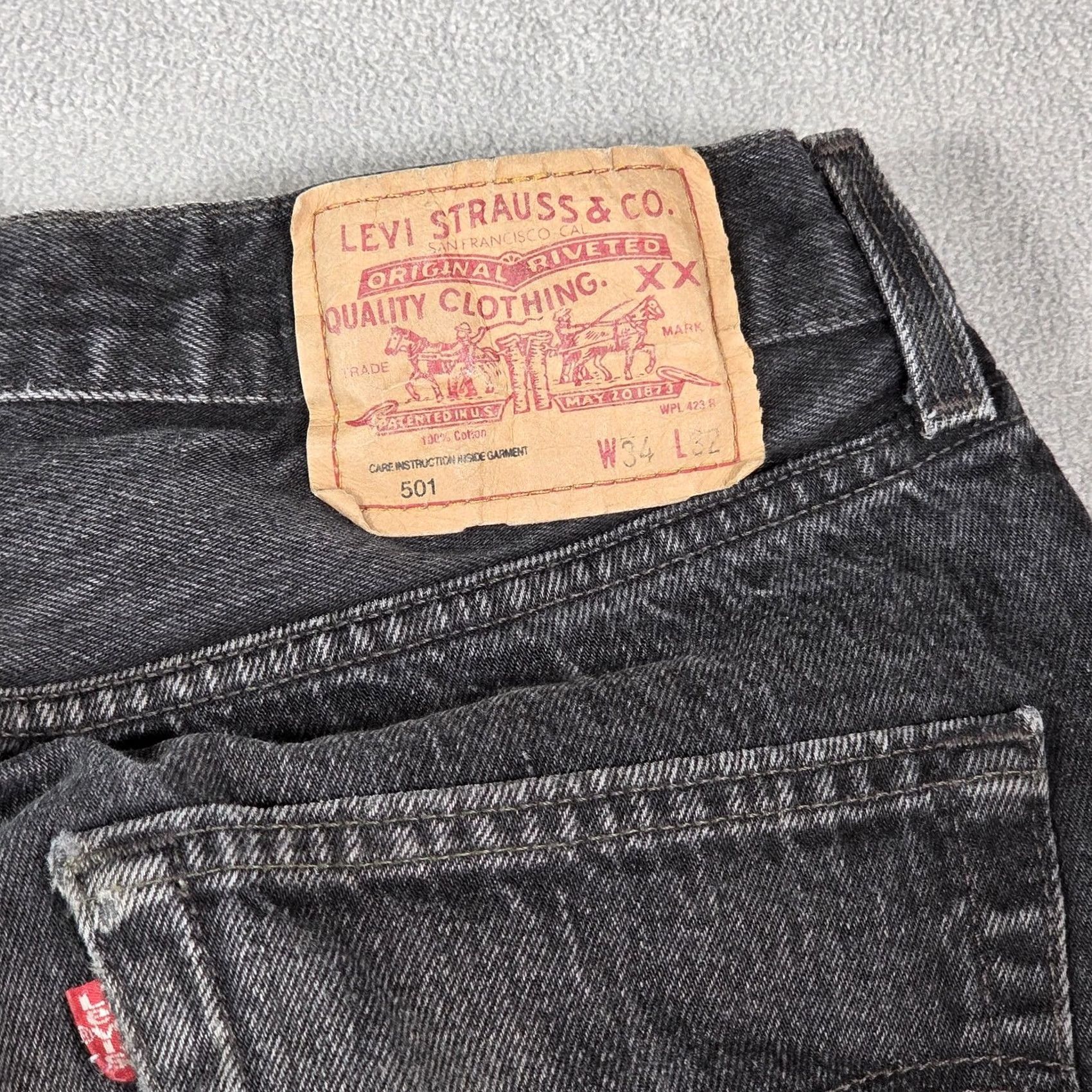 Levi's Vintage Levi's 501 Jeans Mens Black Button Fly Distressed 90s 28x30 Jeans Mens Size US 28 / EU 44 - 3 Thumbnail
