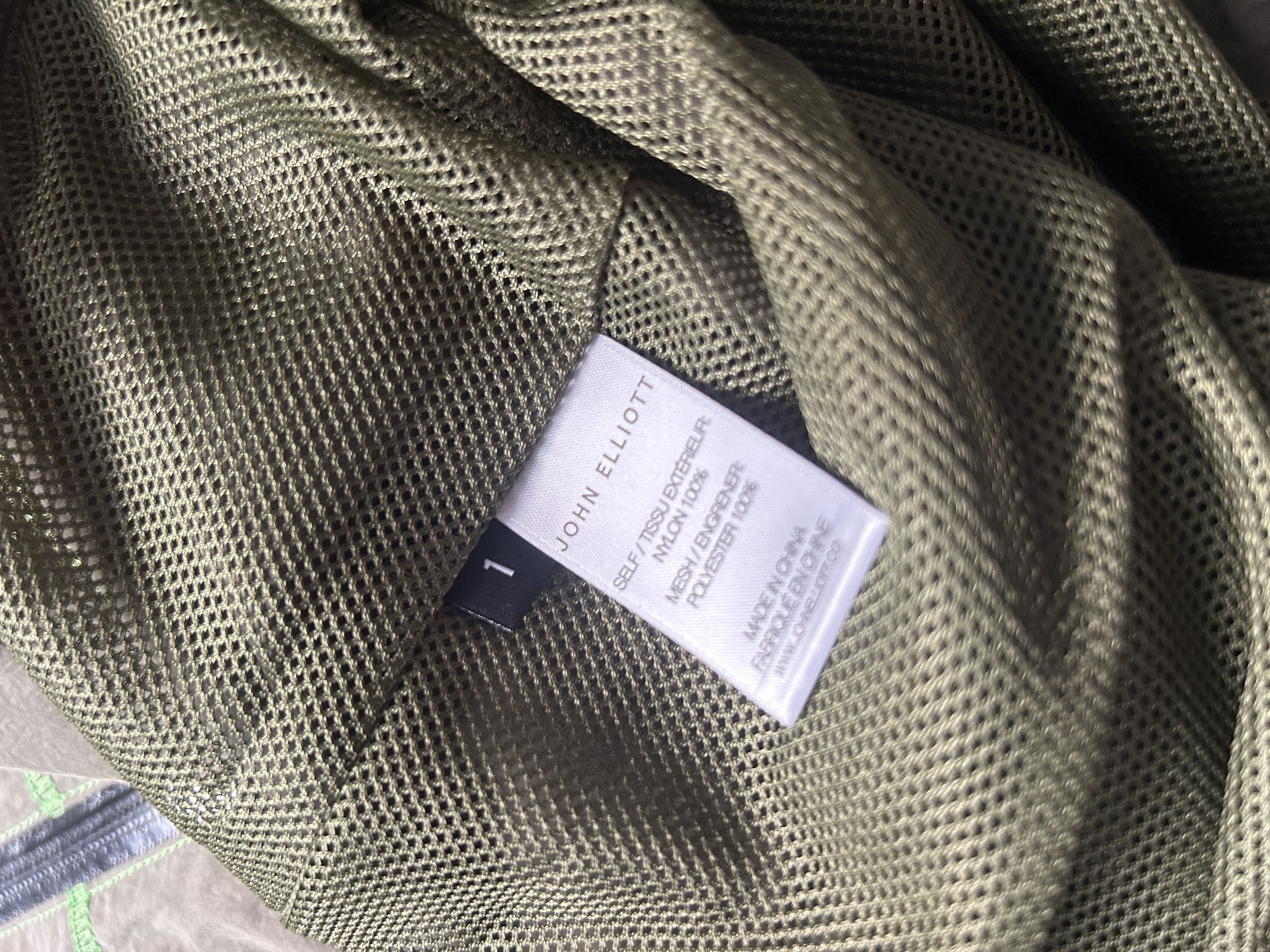 John Elliott John Elliott High Shrunk Nylon Full Zip Olive X Neon Green Size US S / EU 44-46 / 1 - 11 Thumbnail