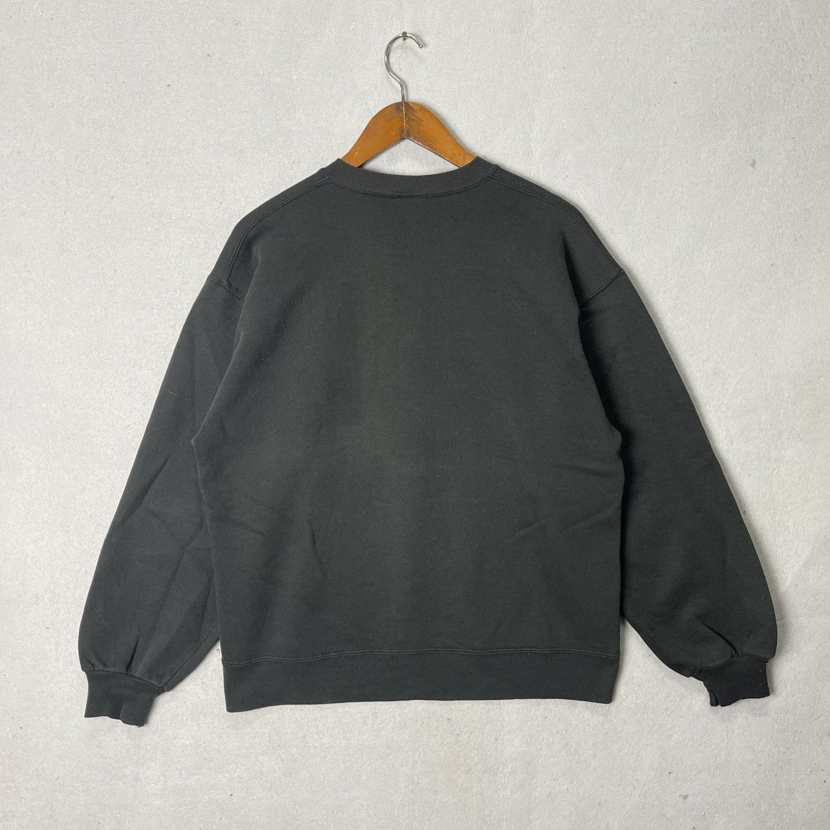 Russell Athletic Vintage Russell Athletic Blank Crewneck Sweatshirt Black Size US L / EU 52-54 / 3 - 8 Thumbnail