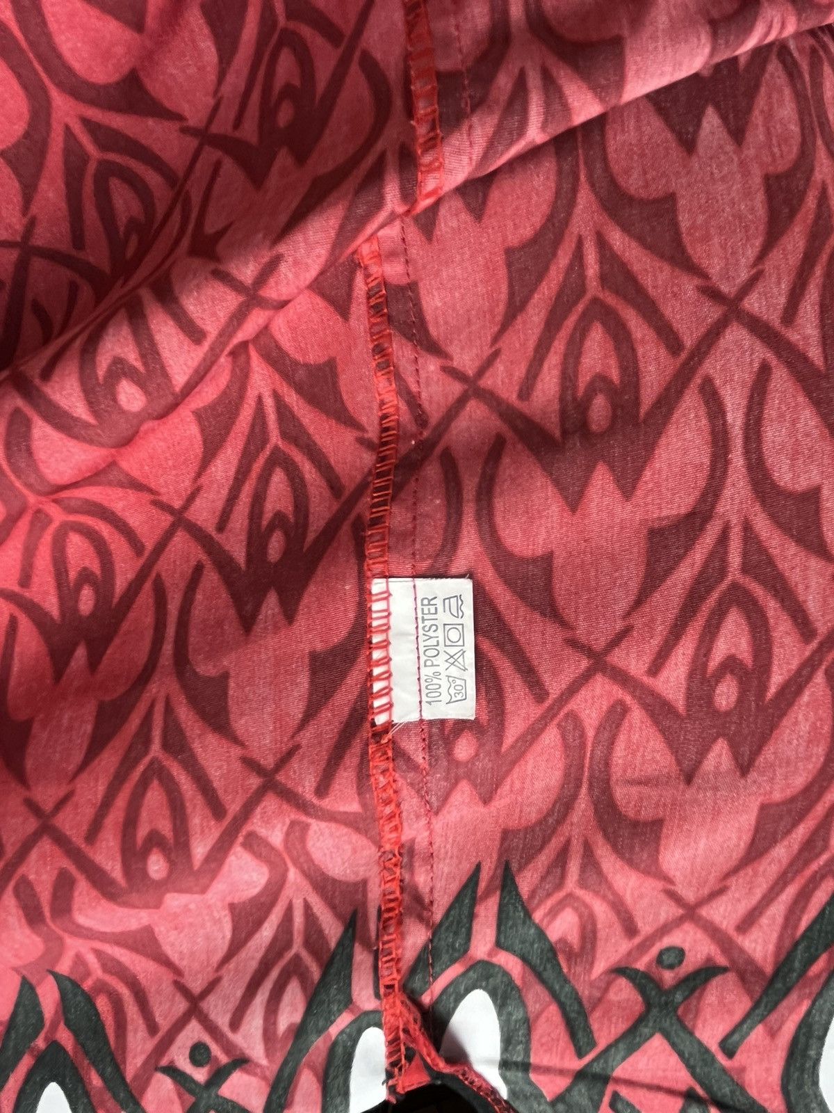 Other 🔥Sweety Collection Hawaiian button up shirt dragon abstract Size US L / EU 52-54 / 3 - 5 Thumbnail
