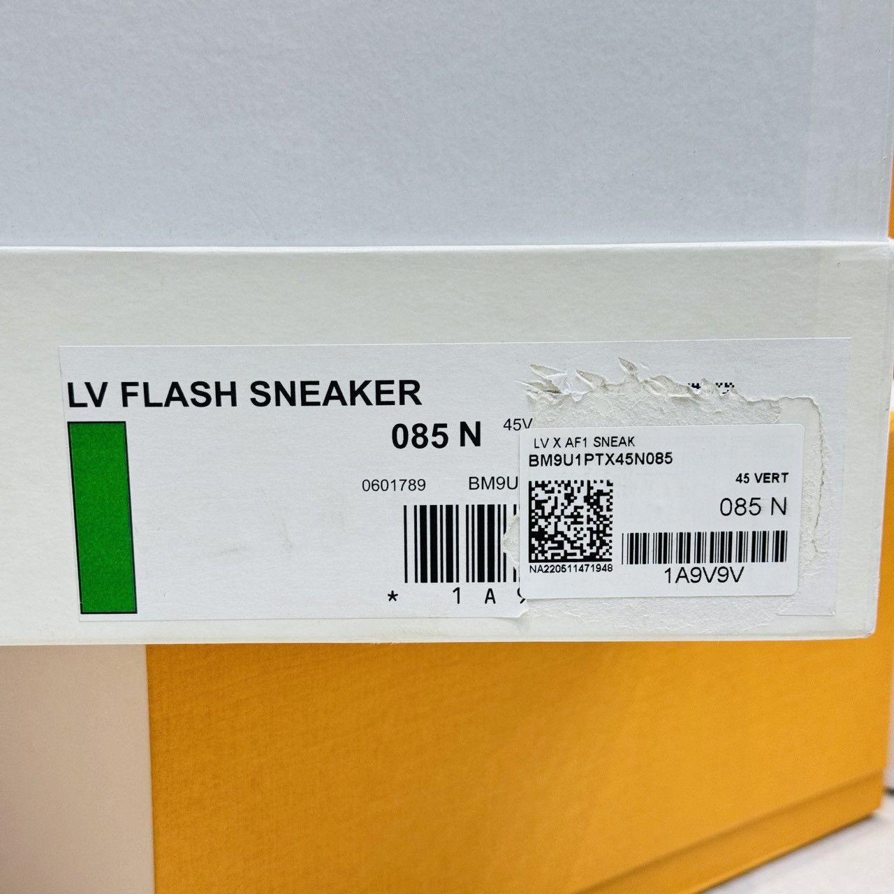Louis Vuitton LOUIS VUITTON X NIKE AIR FORCE 1 GREEN Size US 8 / EU 41 - 8 Thumbnail