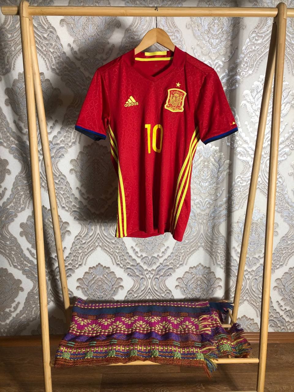 Adidas VINTAGE ADIDAS SPAIN SOCCER JERSEY RETRO BARCELONA Y2K 90s Size US S / EU 44-46 / 1 - 1 Thumbnail