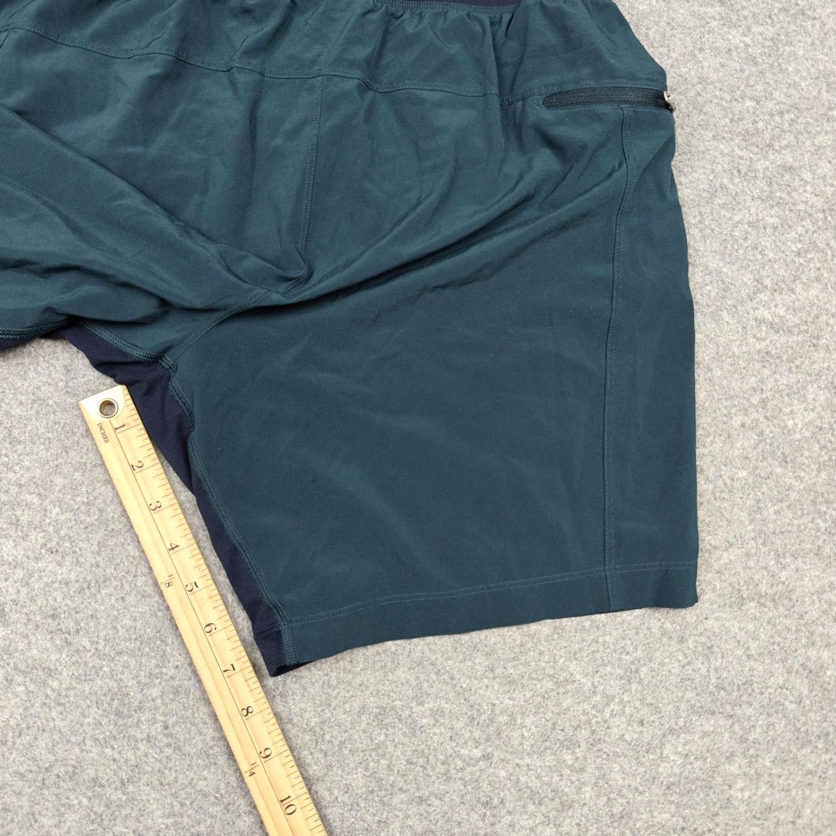Lululemon Lululemon Mens Small Green Running Shorts Microfiber Athletic 9 Inch Size US 29 - 7 Thumbnail