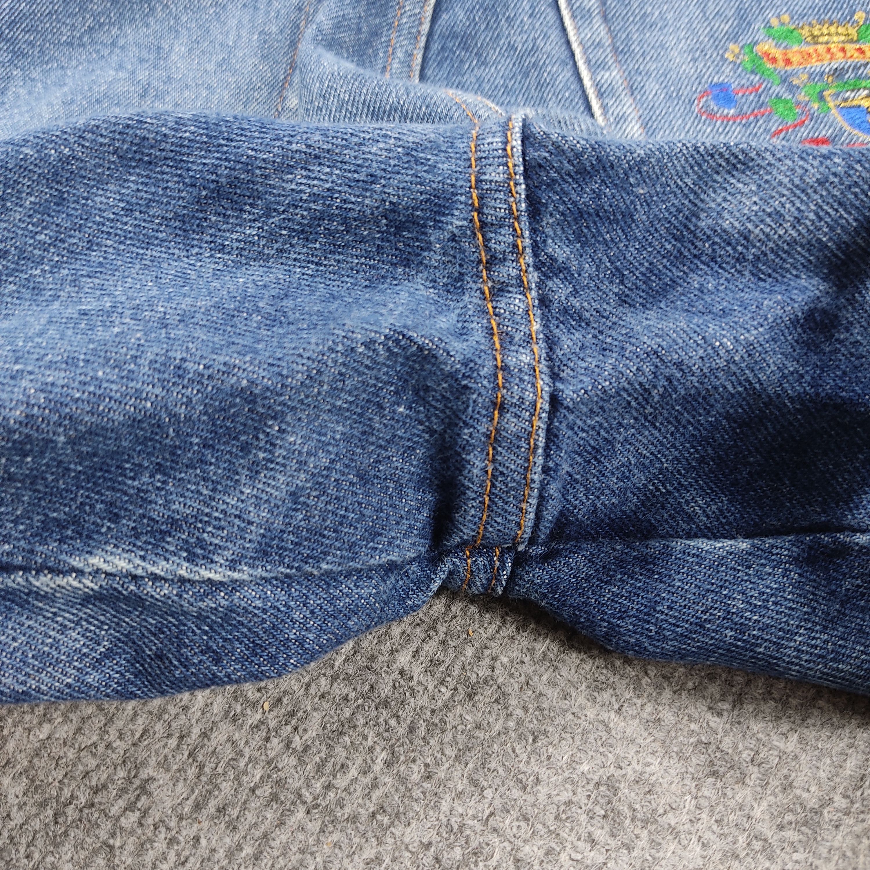 Trussardi × Vintage Vintage Trussardi Jeans Blue Wash L637 Size US 29 - 9 Thumbnail