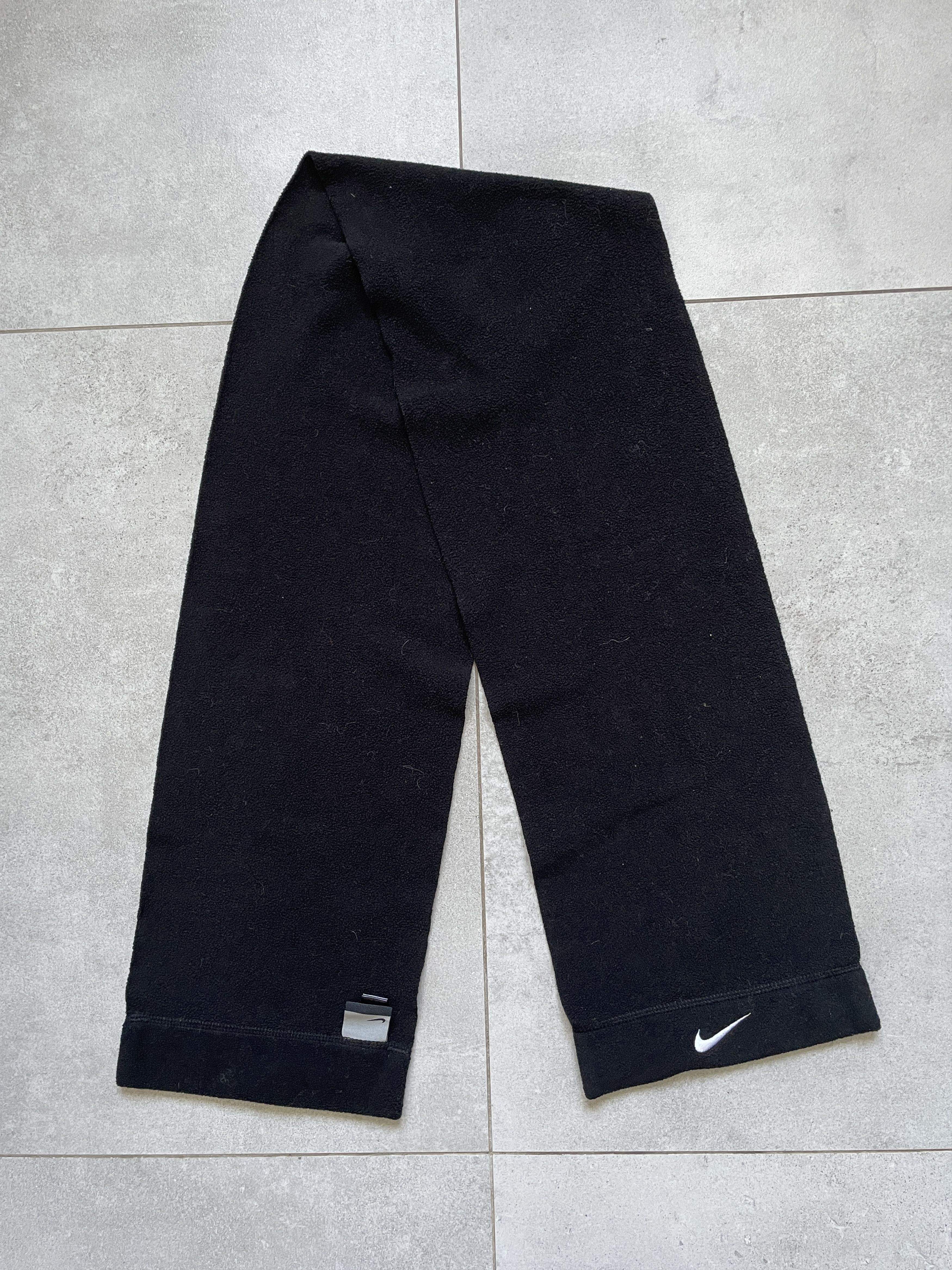 Nike VINTAGE NIKE Y2K BLACK FLEECE SCARF Size ONE SIZE - 1 Thumbnail
