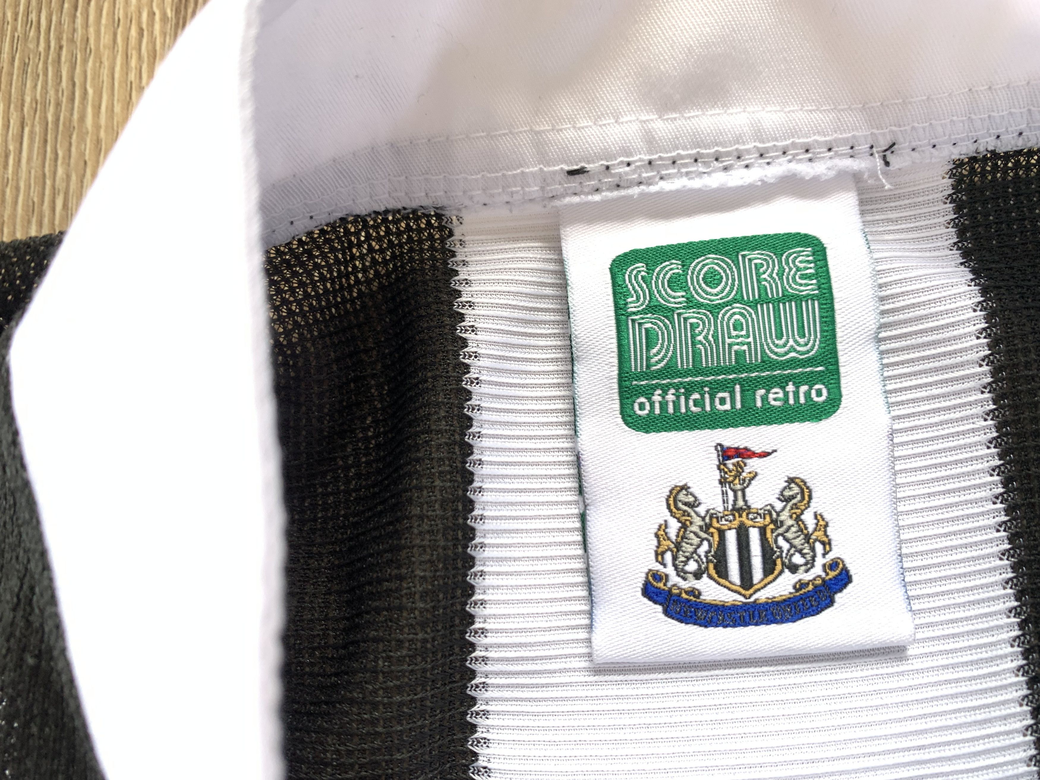 Vintage Vintage Score Draw Newcastle United Home Retro Shirt Size US S / EU 44-46 / 1 - 8 Thumbnail