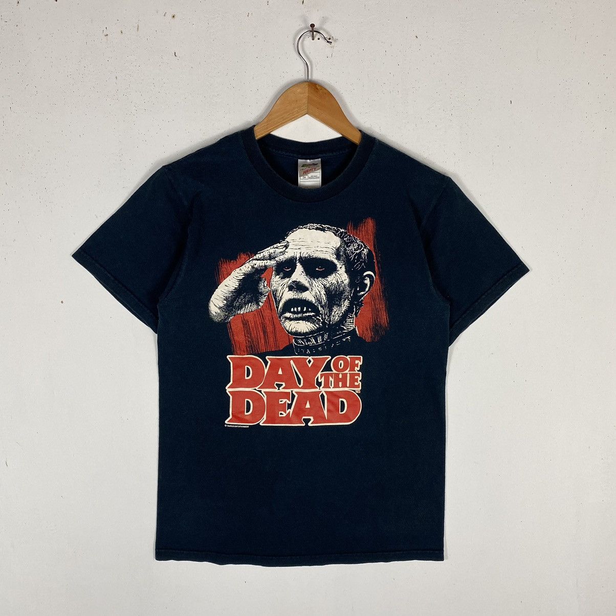 Vintage Vintage 00's DAY OF THE DEAD Horror Film Movie Tee Size US S / EU 44-46 / 1 - 2 Thumbnail