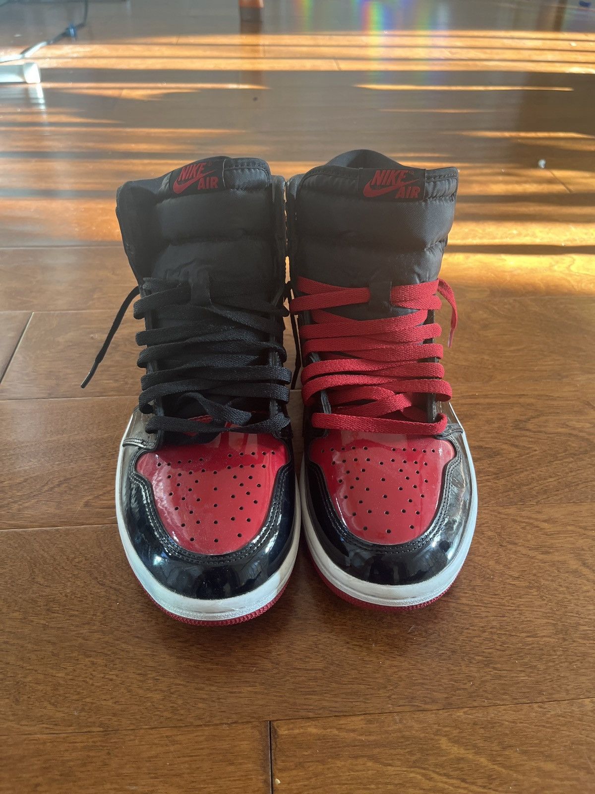 Jordan Brand Jordan 1 Retro High OG Patent Bred Size US 10.5 / EU 43-44 - 3 Thumbnail