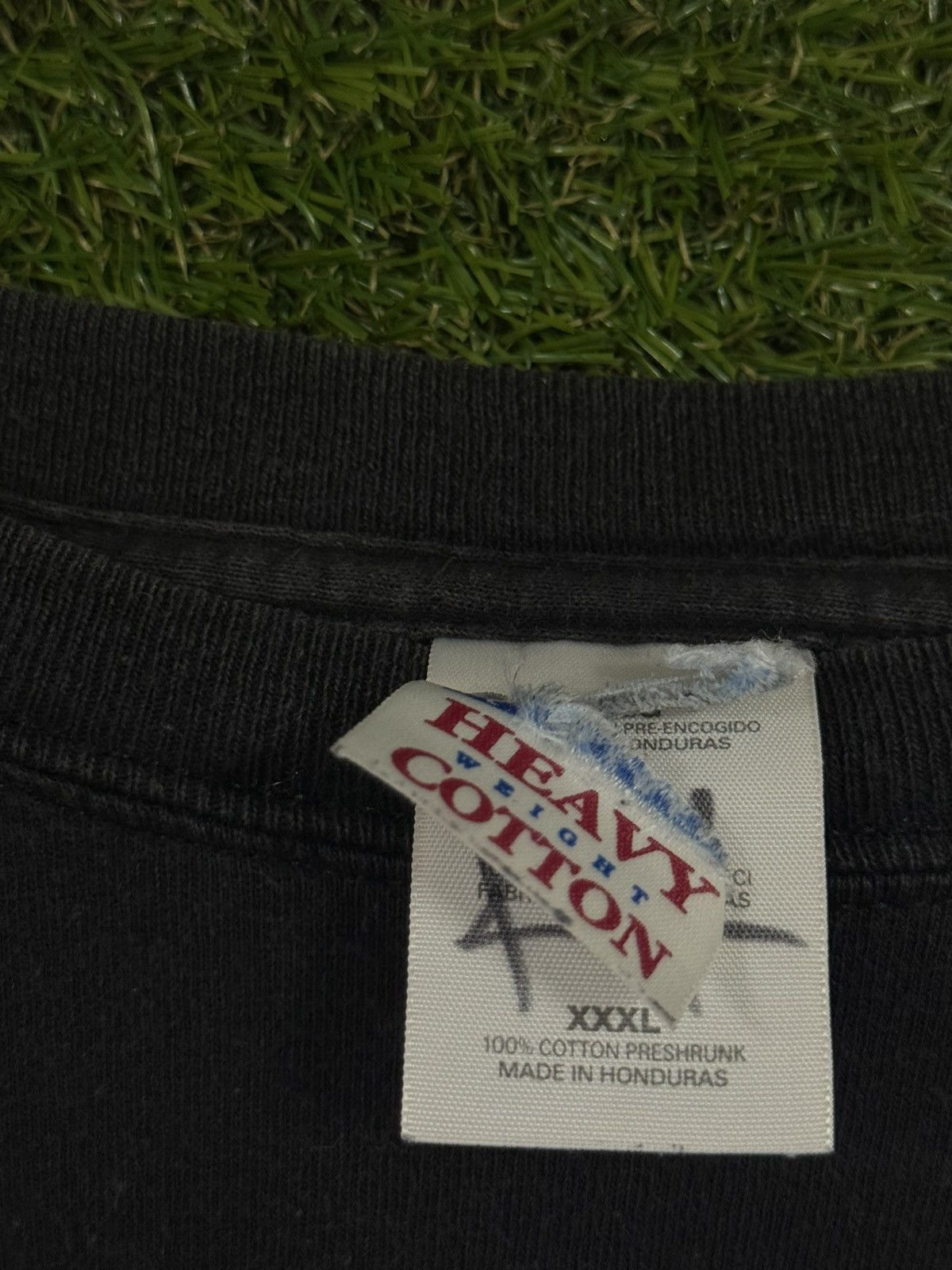 Gildan Vintage Gildan Blank Black 3XL Rare Size Heavyweight Tee Size US XXL / EU 58 / 5 - 1 Thumbnail