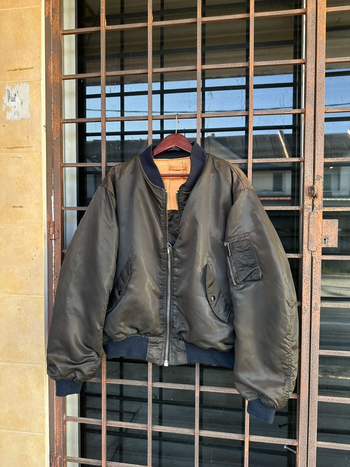 Vintage 👹Vintage Sun Faded MA-1 Man Intermediate Bomber Jacket Size US L / EU 52-54 / 3 - 2 Thumbnail