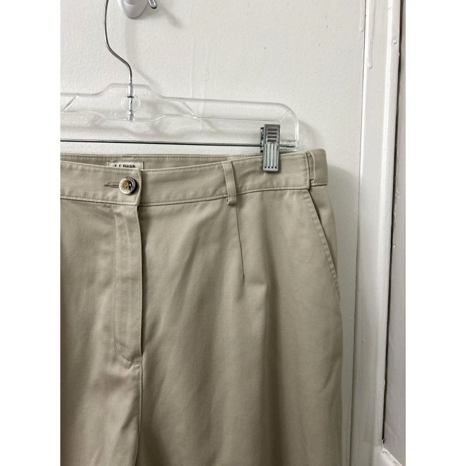 Vintage LL Bean Cropped Pants Womens 32x21 Beige Twill Zip Button Pockets Lightweight Easy Care Casual Workwear Rounded Inseam 21in Regular Mens? Size 24" / US 00 / IT 34 - 4 Thumbnail