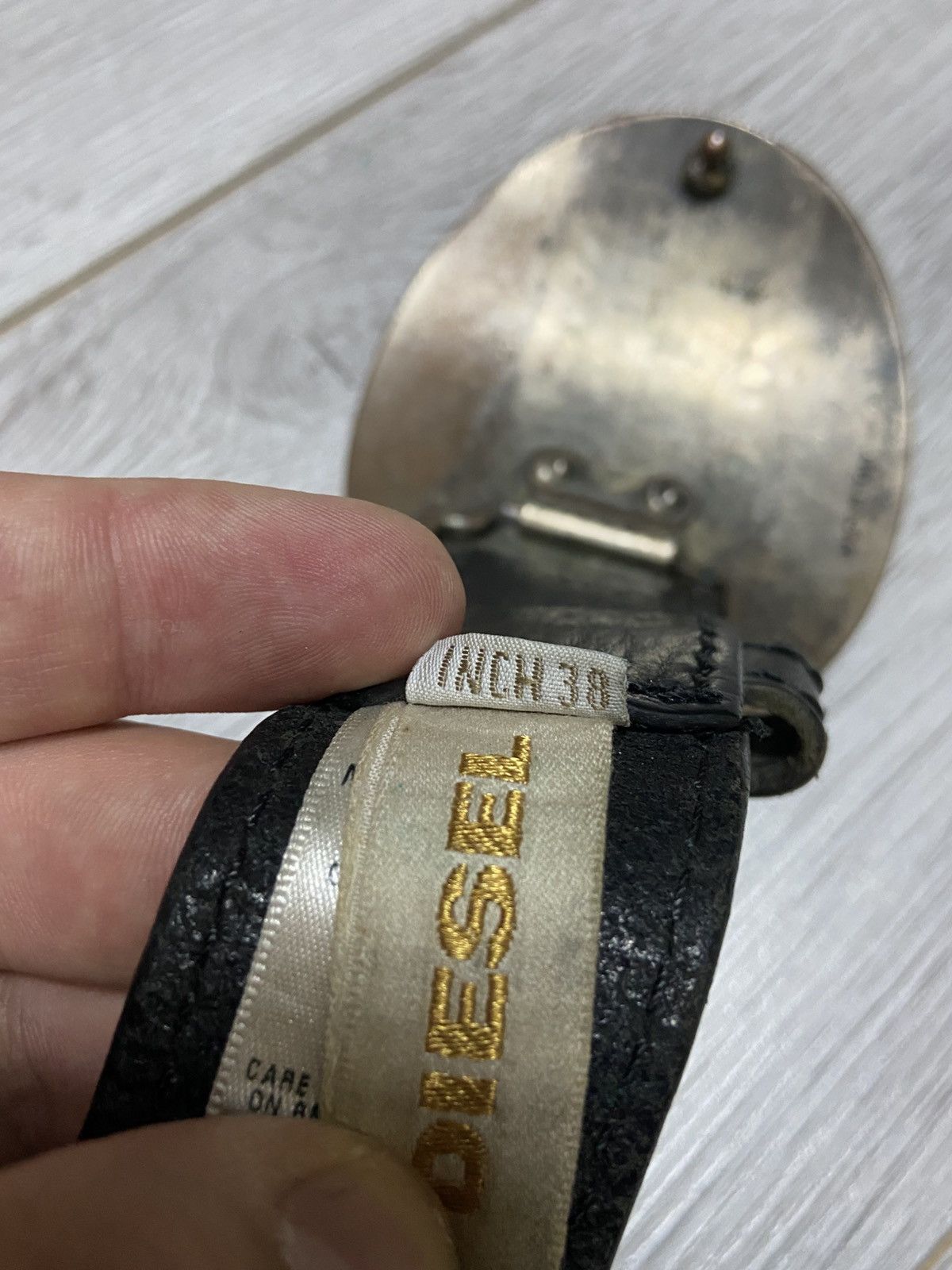 Diesel Diesel RARE vintage big punk head curve buckle leather belt Size ONE SIZE - 10 Thumbnail