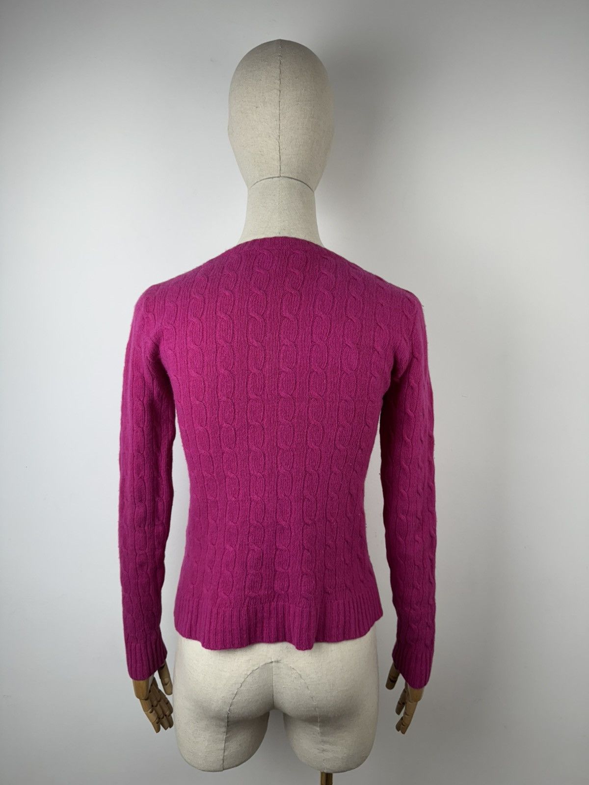 Ralph Lauren Vintage Ralph Lauren Sport Wool V-Neck Cable Knit Sweater Size M / US 6-8 / IT 42-44 - 4 Thumbnail