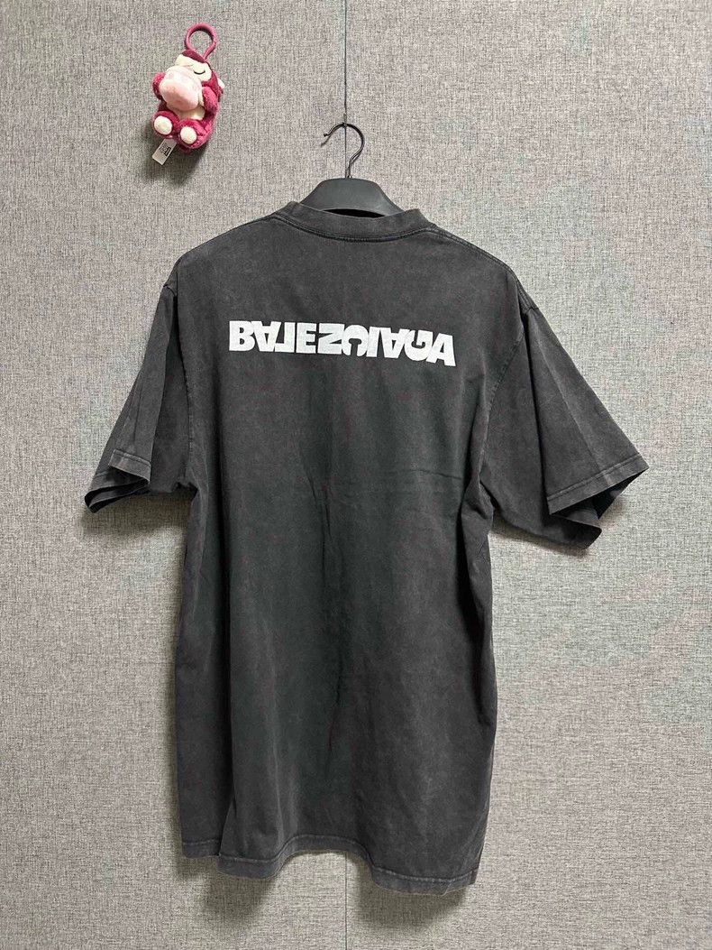 Balenciaga Balenciaga Crewneck Short Sleeve T-Shirt Size 2 Black, 99% Size US M / EU 48-50 / 2 - 2 Thumbnail
