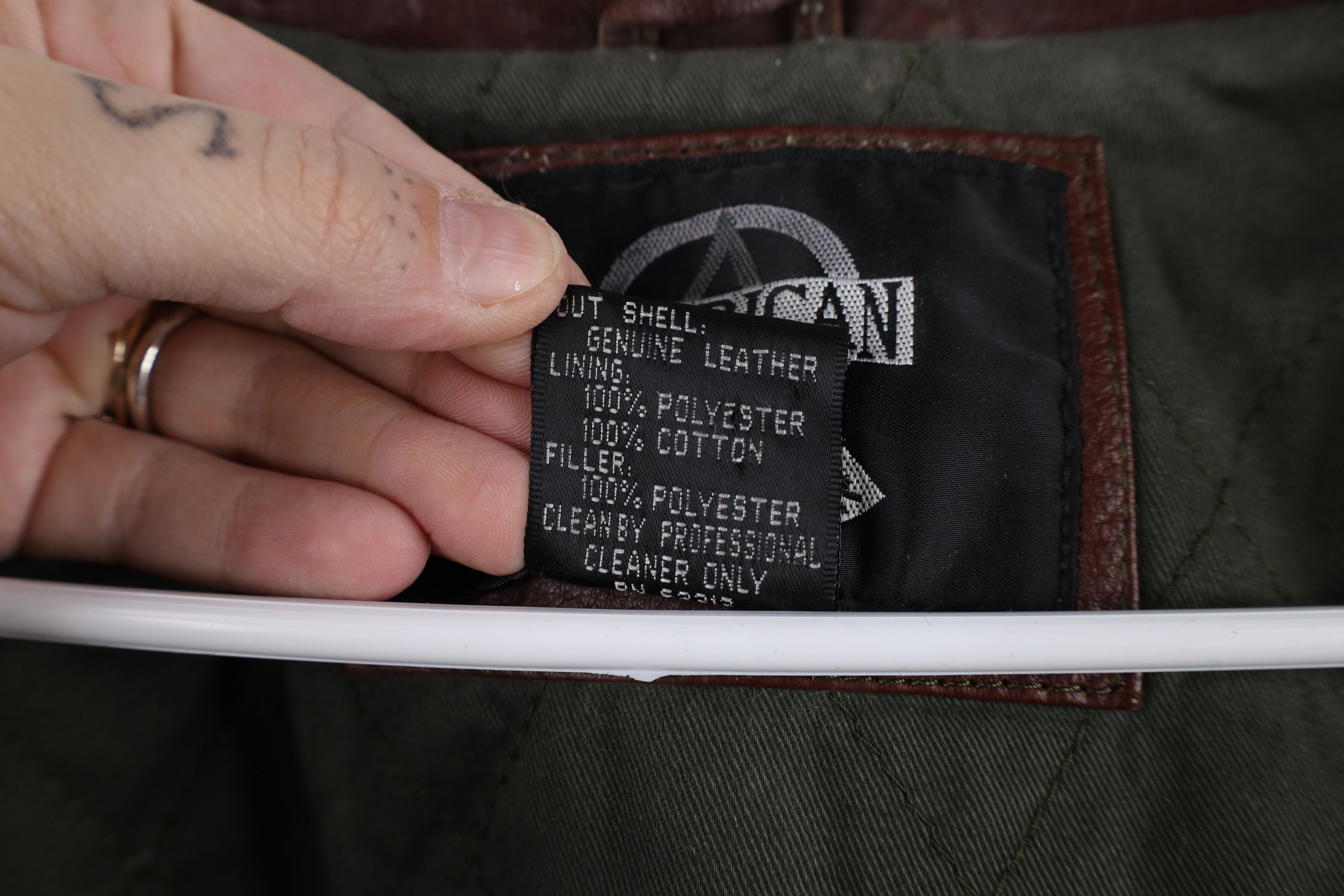 Vintage Vintage 90s Streetwear Quilted Leather Chore Barn Jacket Size US M / EU 48-50 / 2 - 13 Thumbnail