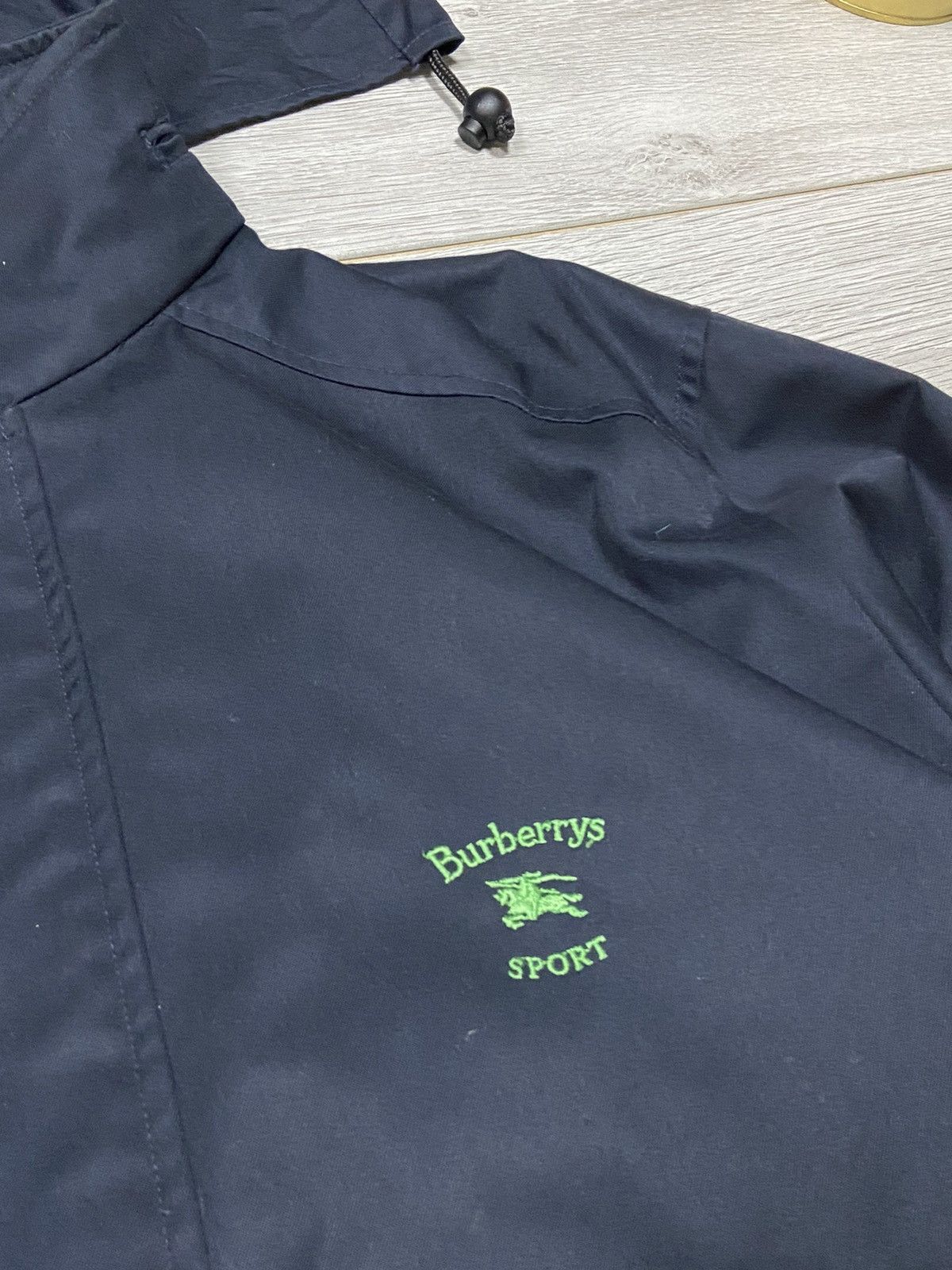 Burberry Burberry hooded check double color jacket Size US M / EU 48-50 / 2 - 6 Thumbnail