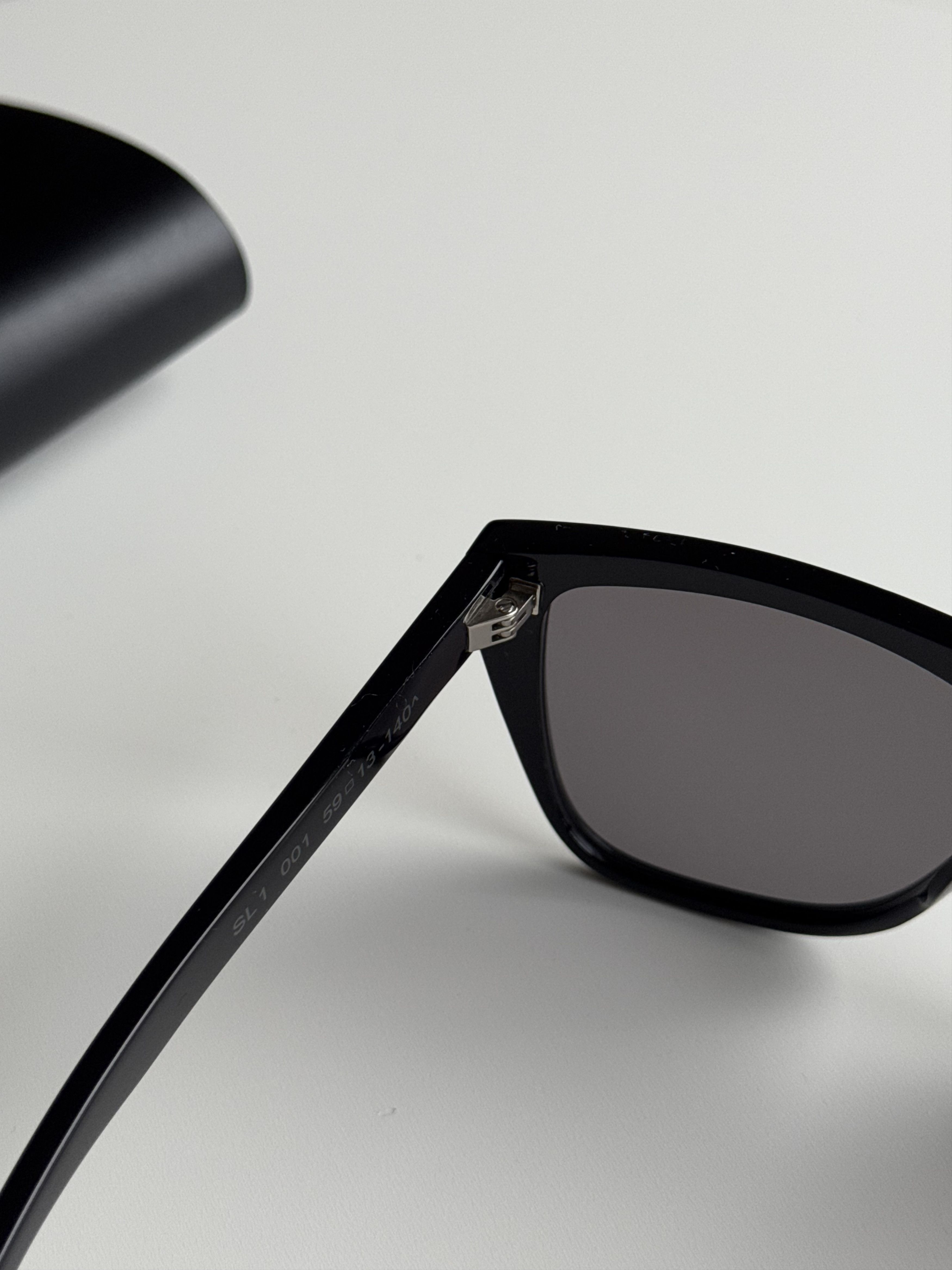 Saint Laurent Paris Saint Laurent Sunglasses Size ONE SIZE - 11 Thumbnail