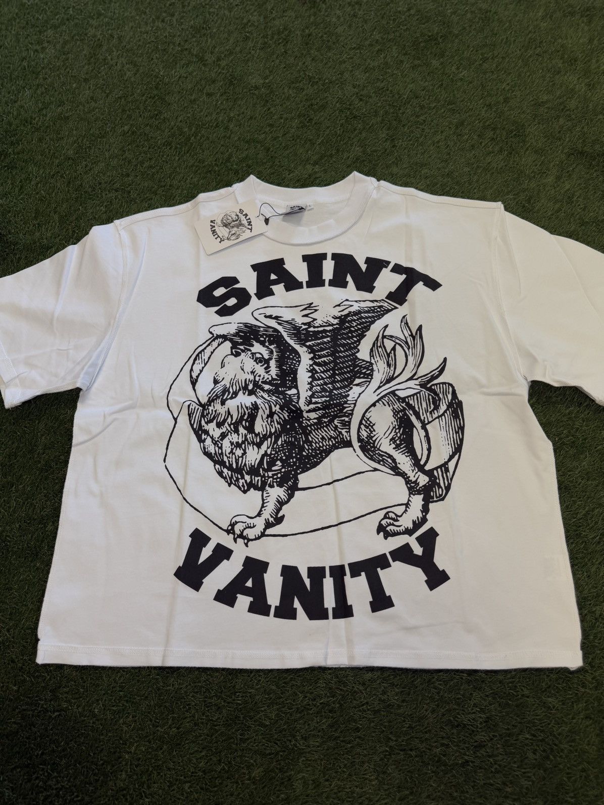 Saint Vanity Saint Vanity White Griffins Tee Shirt Size Large (NEW) Size US L / EU 52-54 / 3 - 1 Thumbnail