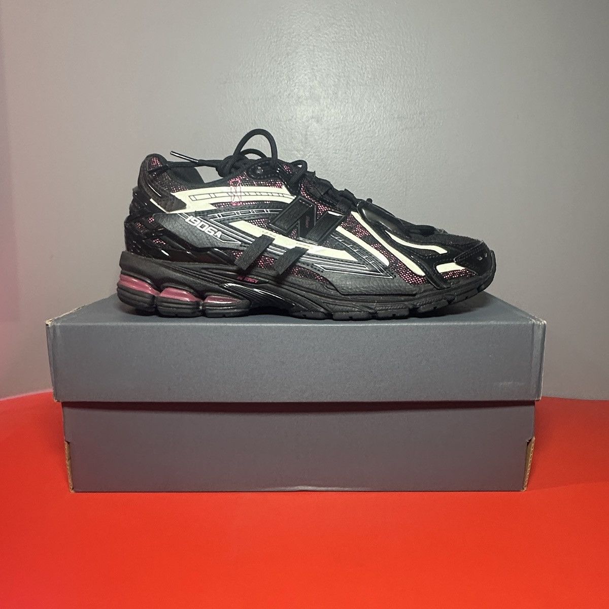 New Balance Size 9.5 - New Balance 1906A Black Dragon Berry Size US 9.5 / EU 42-43 - 1 Thumbnail