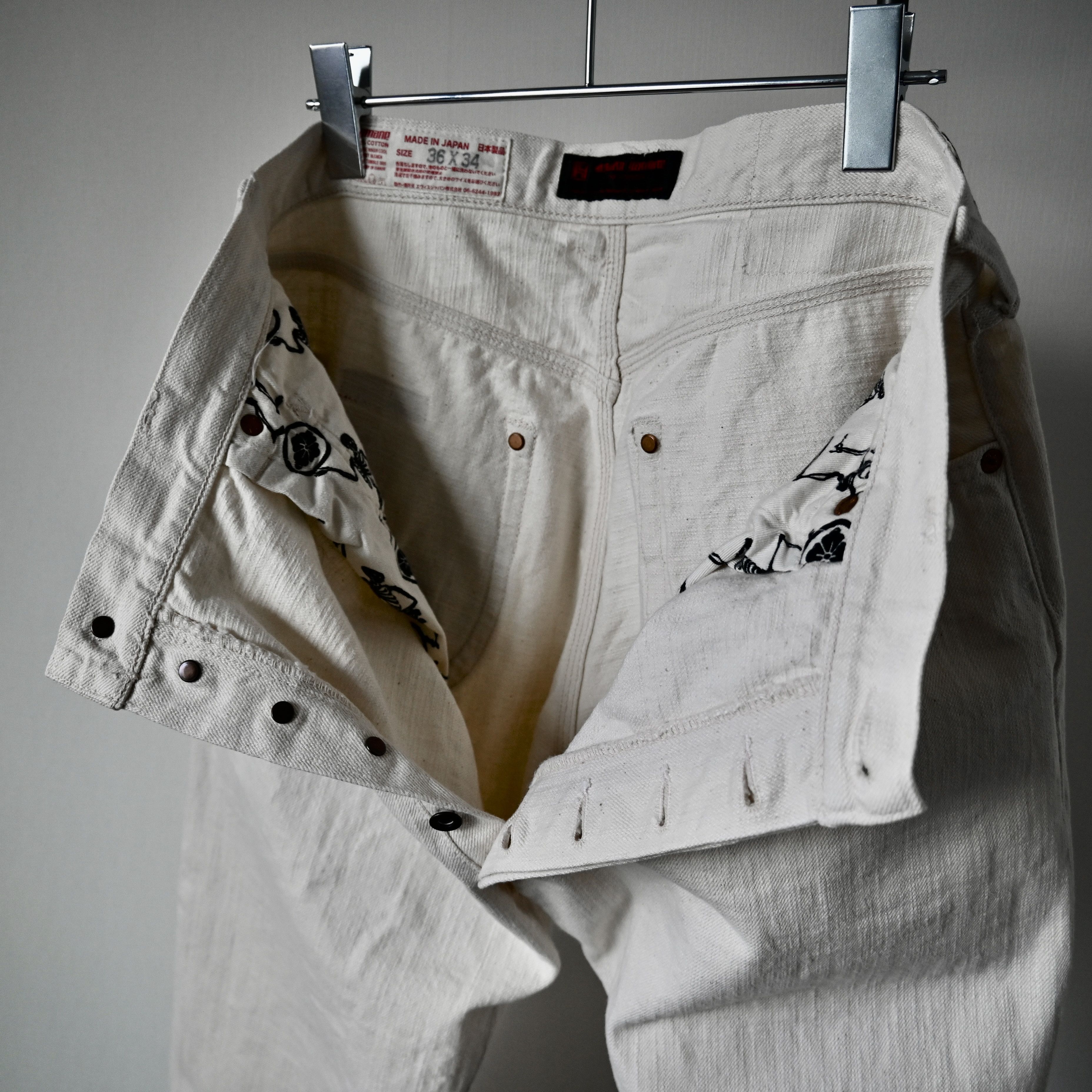Evisu Hidehiko Yamane by Evisu white slub denim jeans Size US 33 - 17 Thumbnail