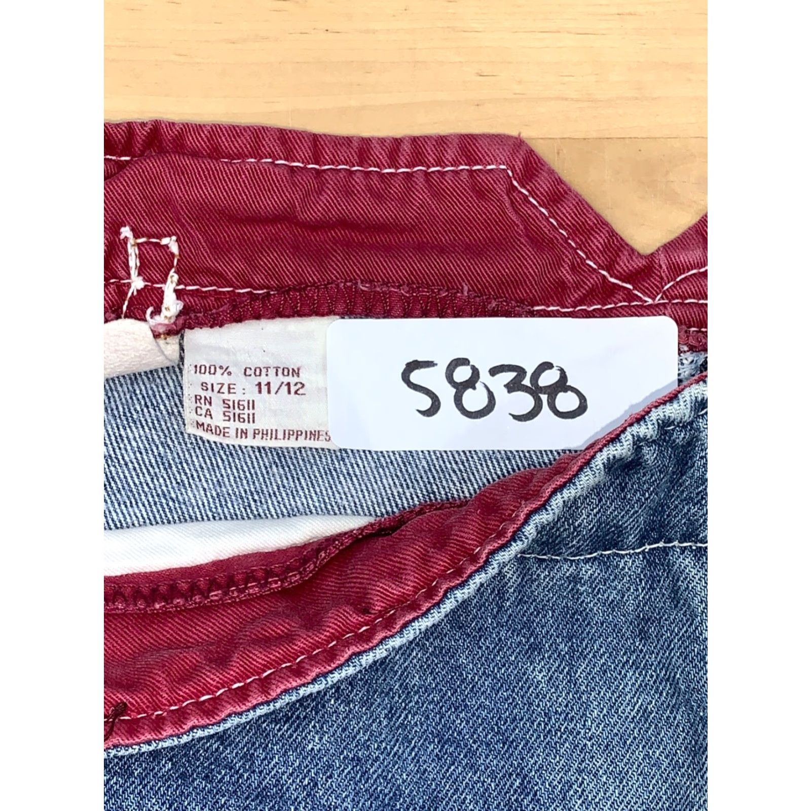 Vintage Sergio Valente Womens Jeans 11/12 High Rise Medium Wash Straight Blue Jeans Womens 11/12 Medium Wash 5838 Size 32" / US 10 / IT 46 - 5 Thumbnail
