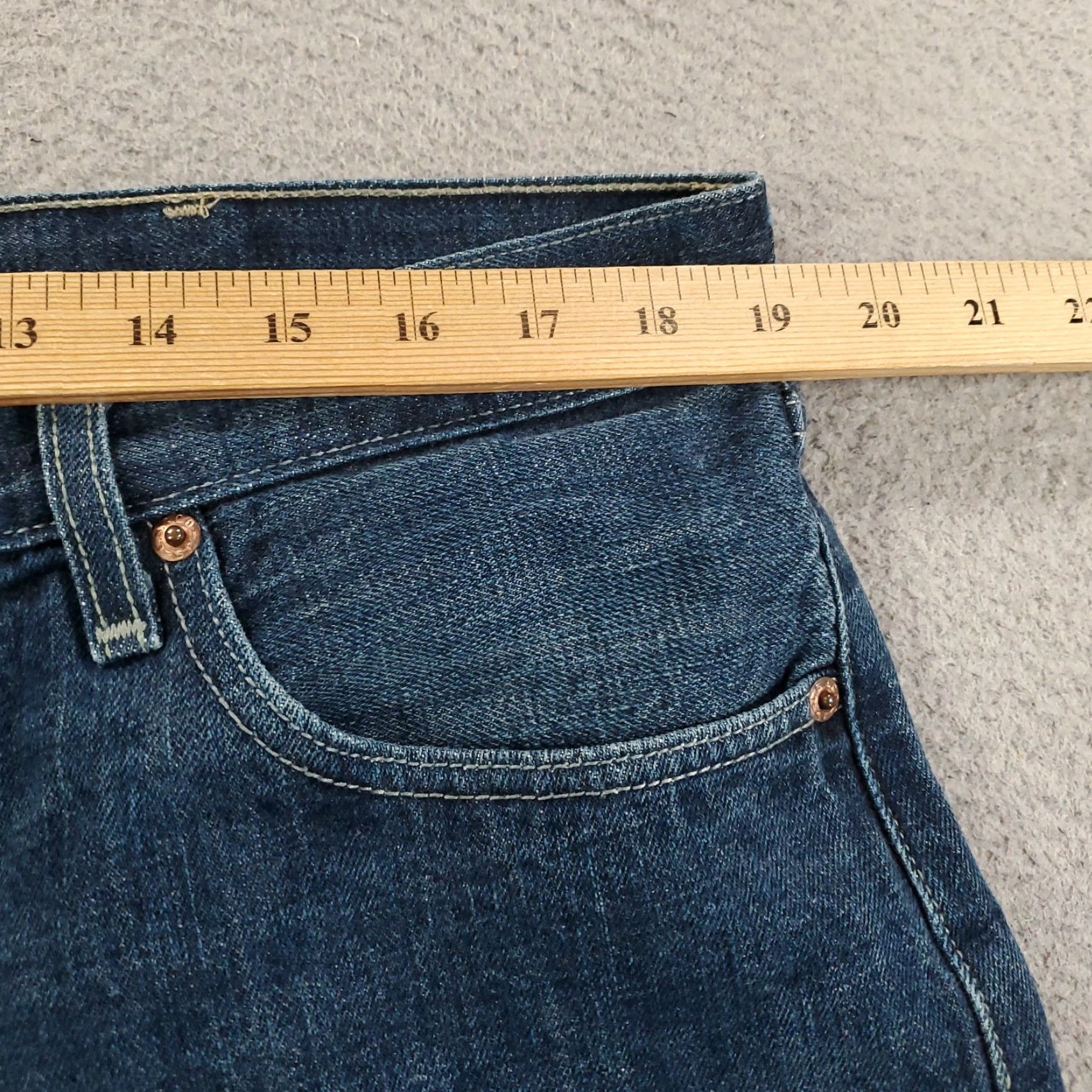 Levi's VINTAGE Levi's 501 Jeans Men 40x30 Denim Straight Blue 5-Pocket Regular Rise Button Fly Mens 90s Theme Size US 40 / EU 56 - 3 Thumbnail