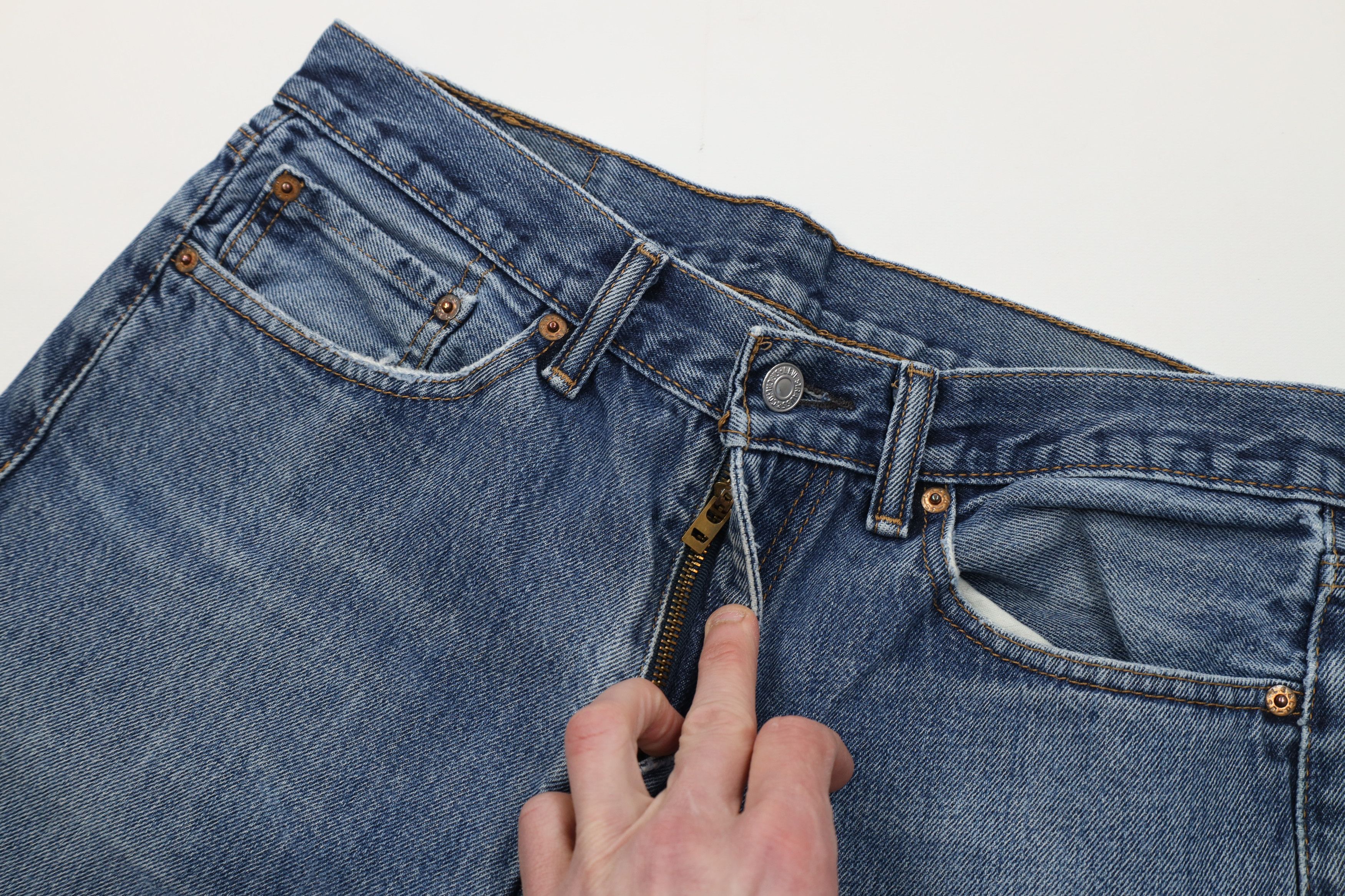 Levi's Vintage Y2K Levis 505 Regular Straight Leg Denim Jeans Size US 32 / EU 48 - 8 Thumbnail
