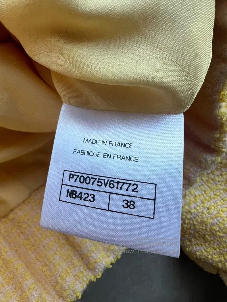 Chanel Chanel Chick yellow coat Size XS / US 0-2 / IT 36-38 - 6 Thumbnail