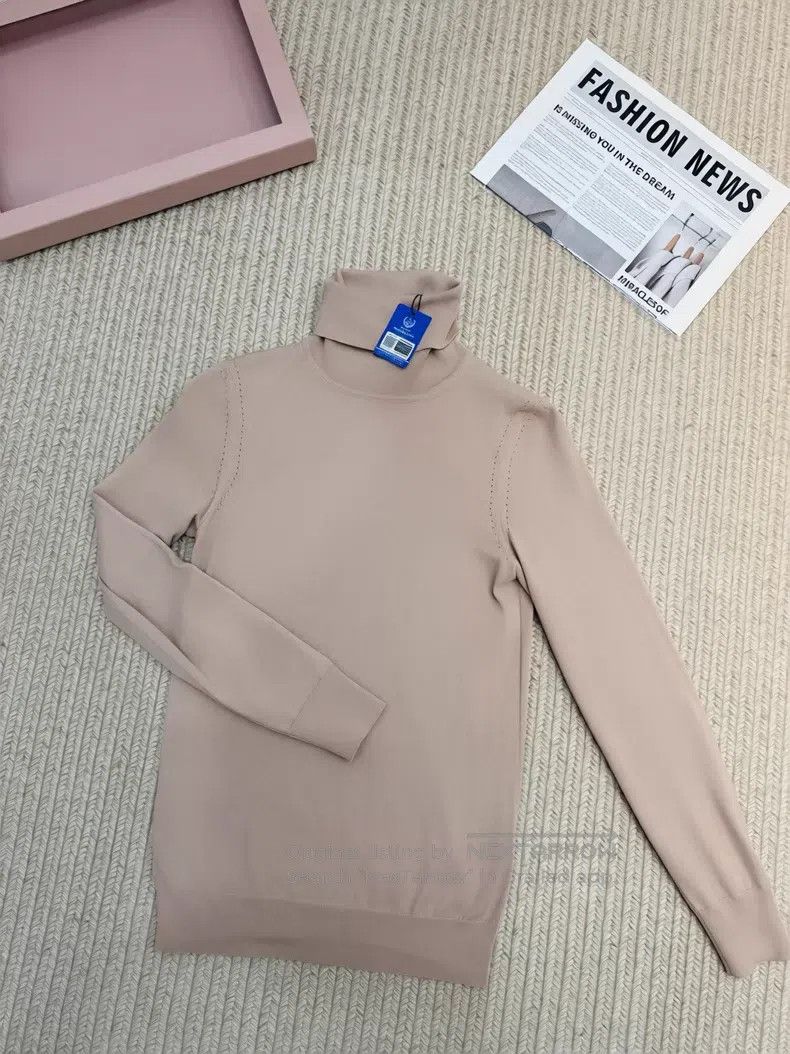 Loro Piana Loro Piana High-Neck Cashmere Sweater Size XS / US 0-2 / IT 36-38 - 1 Thumbnail