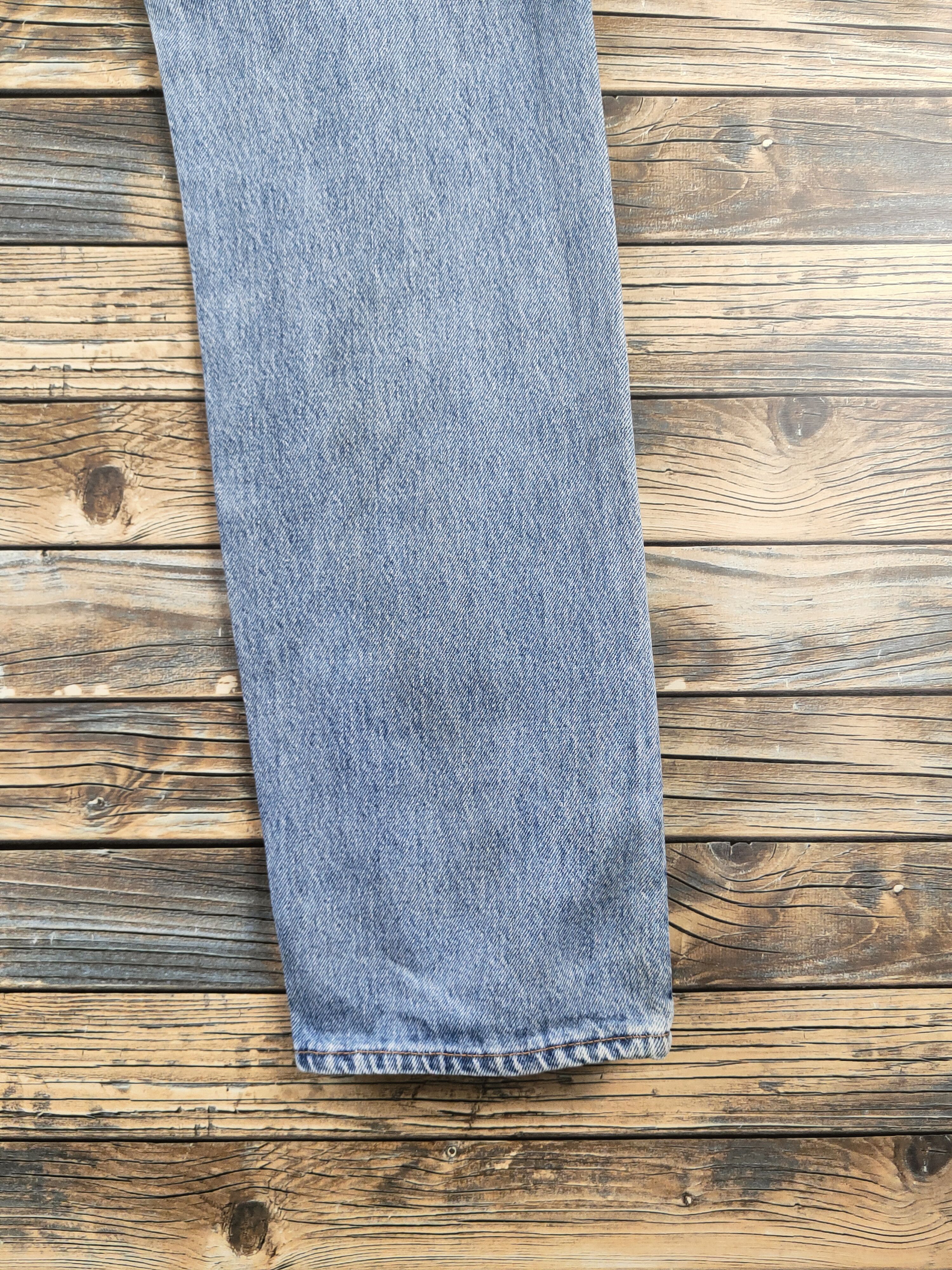 Levi's 501 Levi's Blue Distressed Ripped Jeans #S2809 Size US 31 - 12 Thumbnail