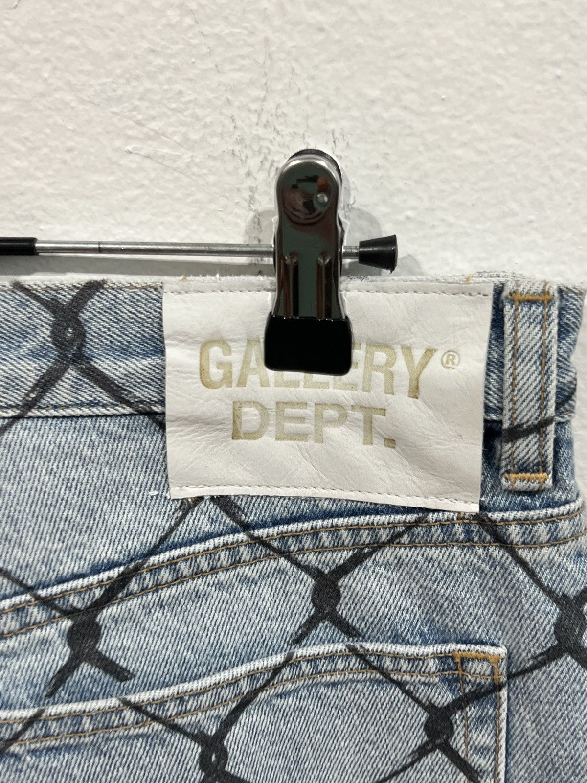 Gallery Dept. Gallery Dept. Cage Flare Jeans Size US 31 - 7 Thumbnail