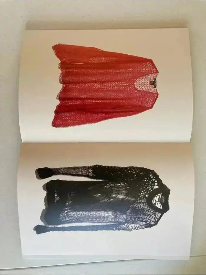 IDEA × Raf Simons Raf Simons x Idea 1996-2006 Archive Lookbook Size ONE SIZE - 3 Thumbnail