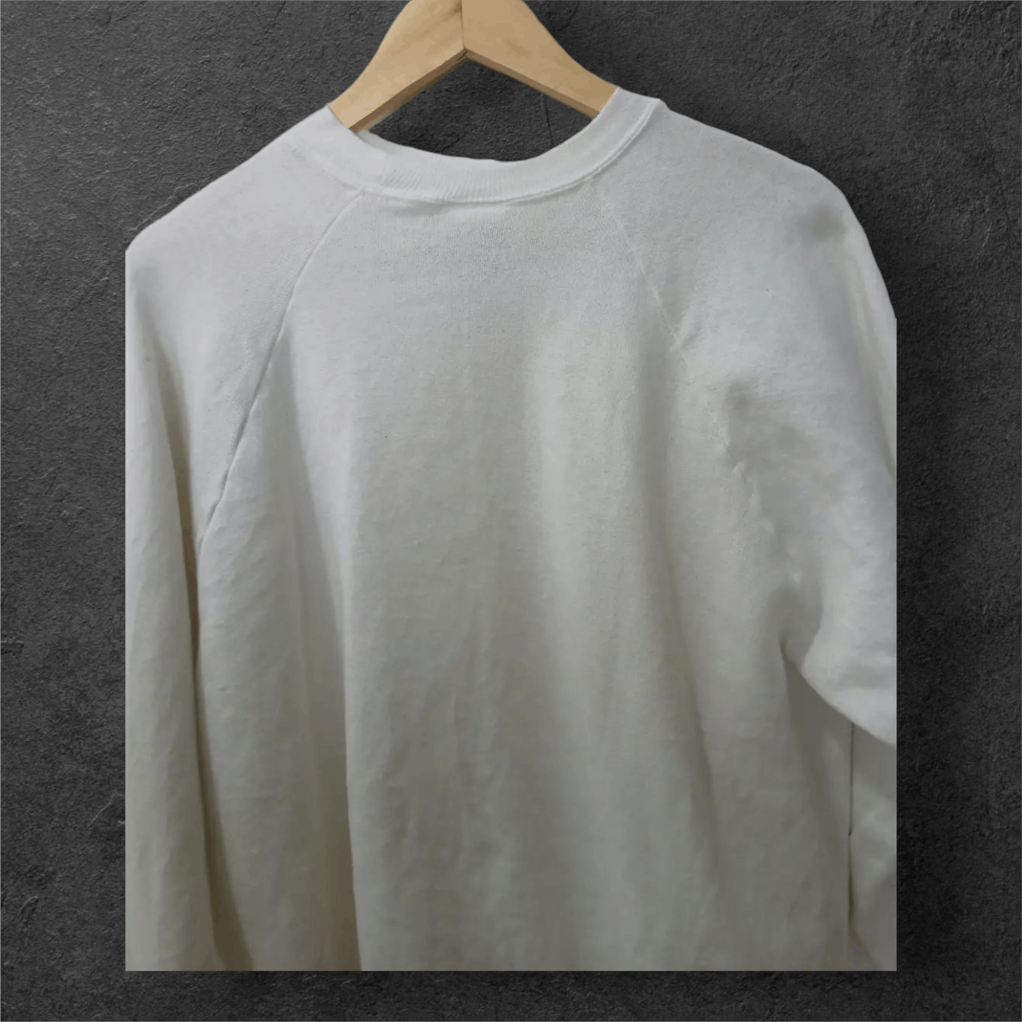 Hanes Vintage HANES Plain White Sweatshirt Size US XL / EU 56 / 4 - 4 Thumbnail