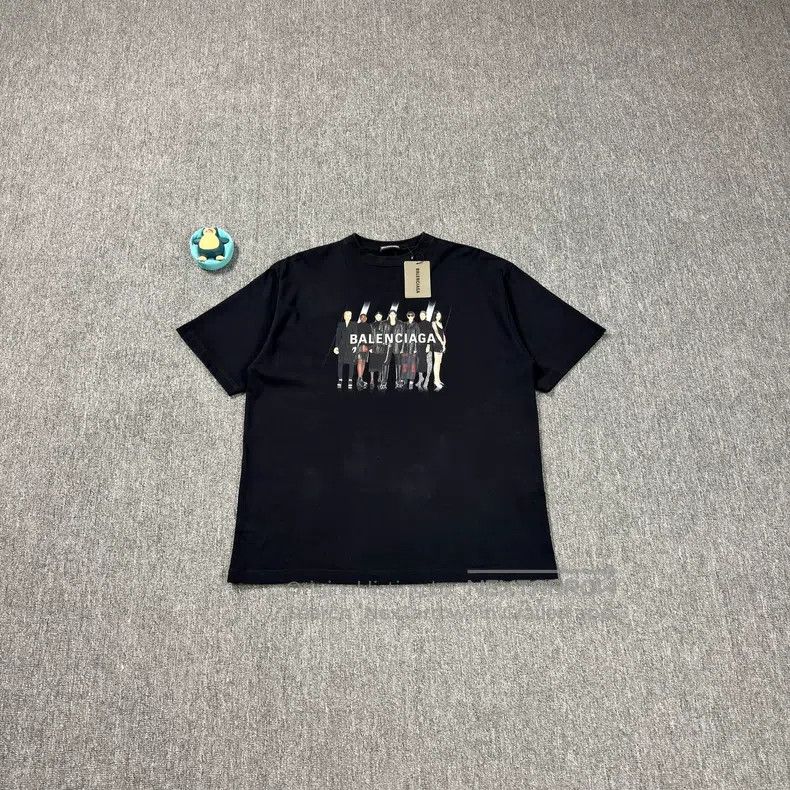 Balenciaga Balenciaga Black Band Graphic Short Sleeve Size US L / EU 52-54 / 3 - 1 Thumbnail