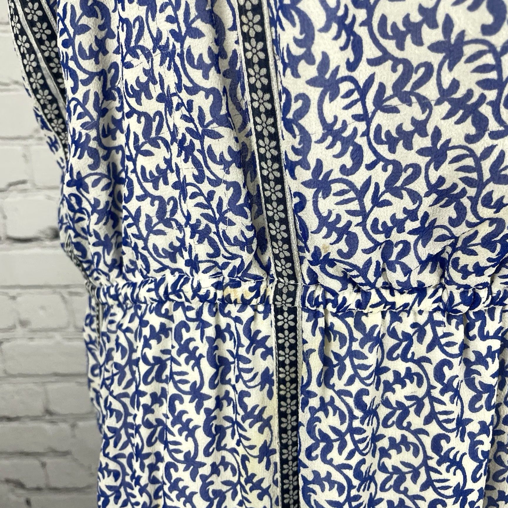 Joie JOIE Maxi Dress Blue & White Silk Chiffon Printed Side Slits Lined Sleeveless Size Large L Size L / US 10 / IT 46 - 4 Thumbnail
