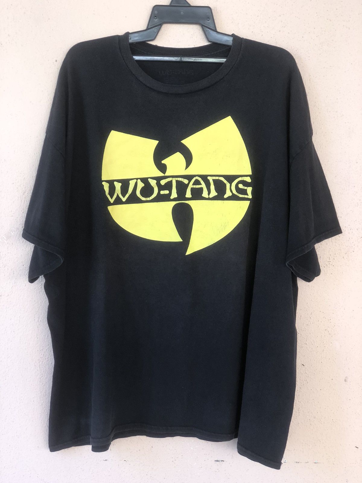 Band Tees × Rap Tees × Wu-Tang Clan WU - TANG Iconic Logo Rap Tee Size US XXL / EU 58 / 5 - 1 Thumbnail