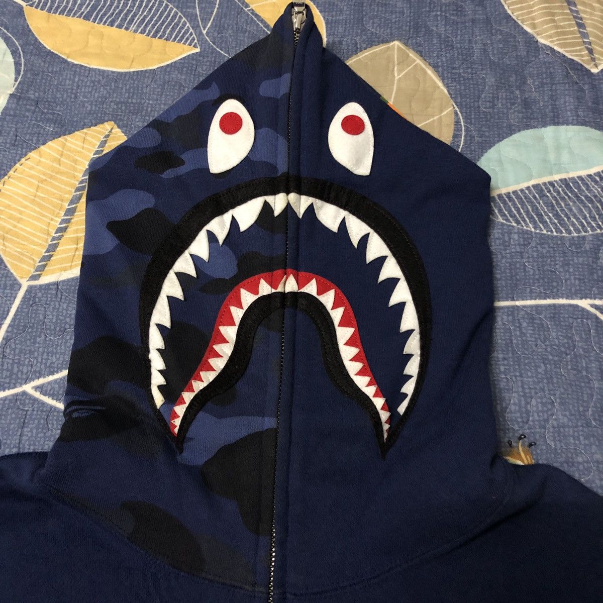 Bape OG Bape Blue Camo Full Zip Shark Hoodie Size US XL / EU 56 / 4 - 2 Thumbnail